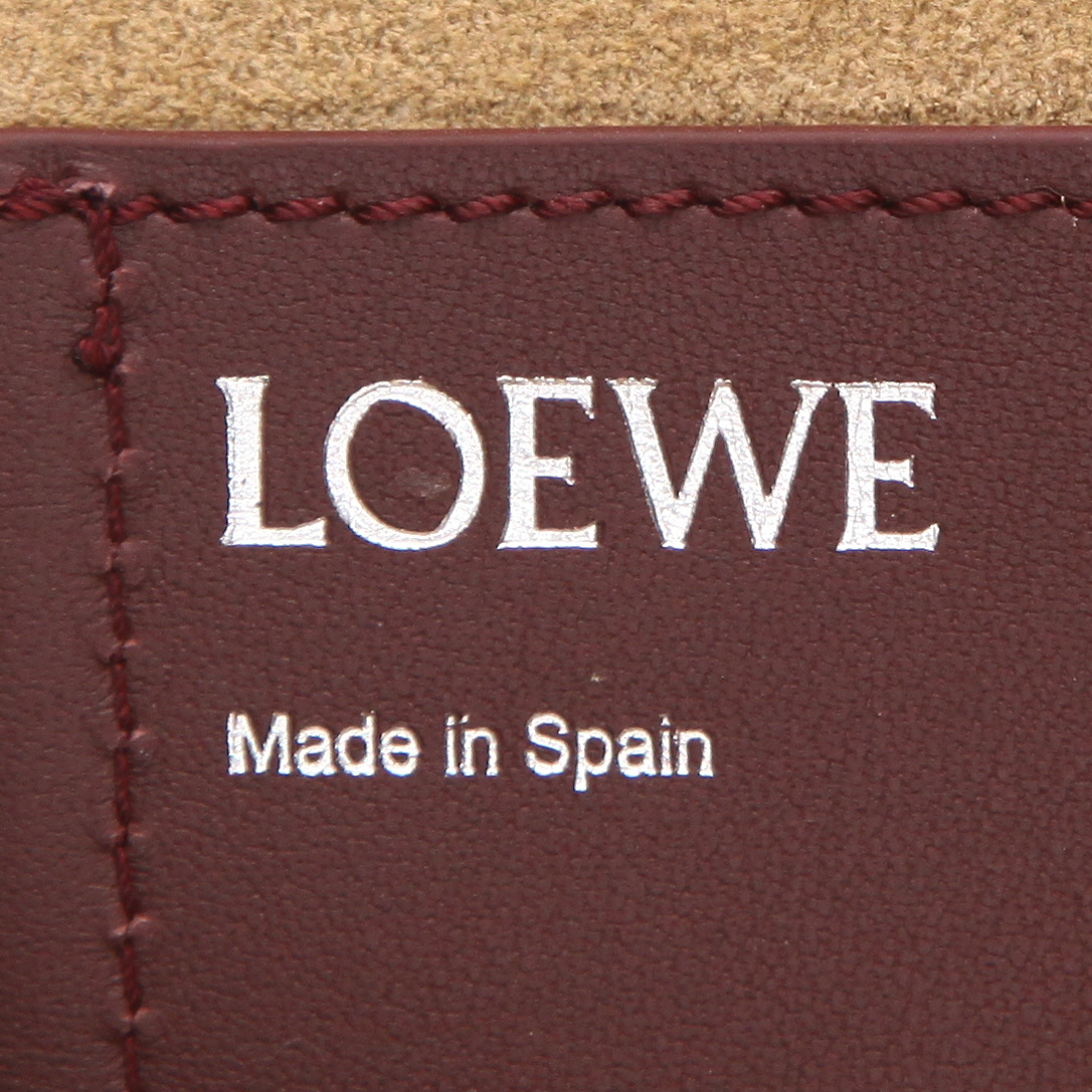 Loewe  Pebble handbag  in burgundy leather - Detail D2
