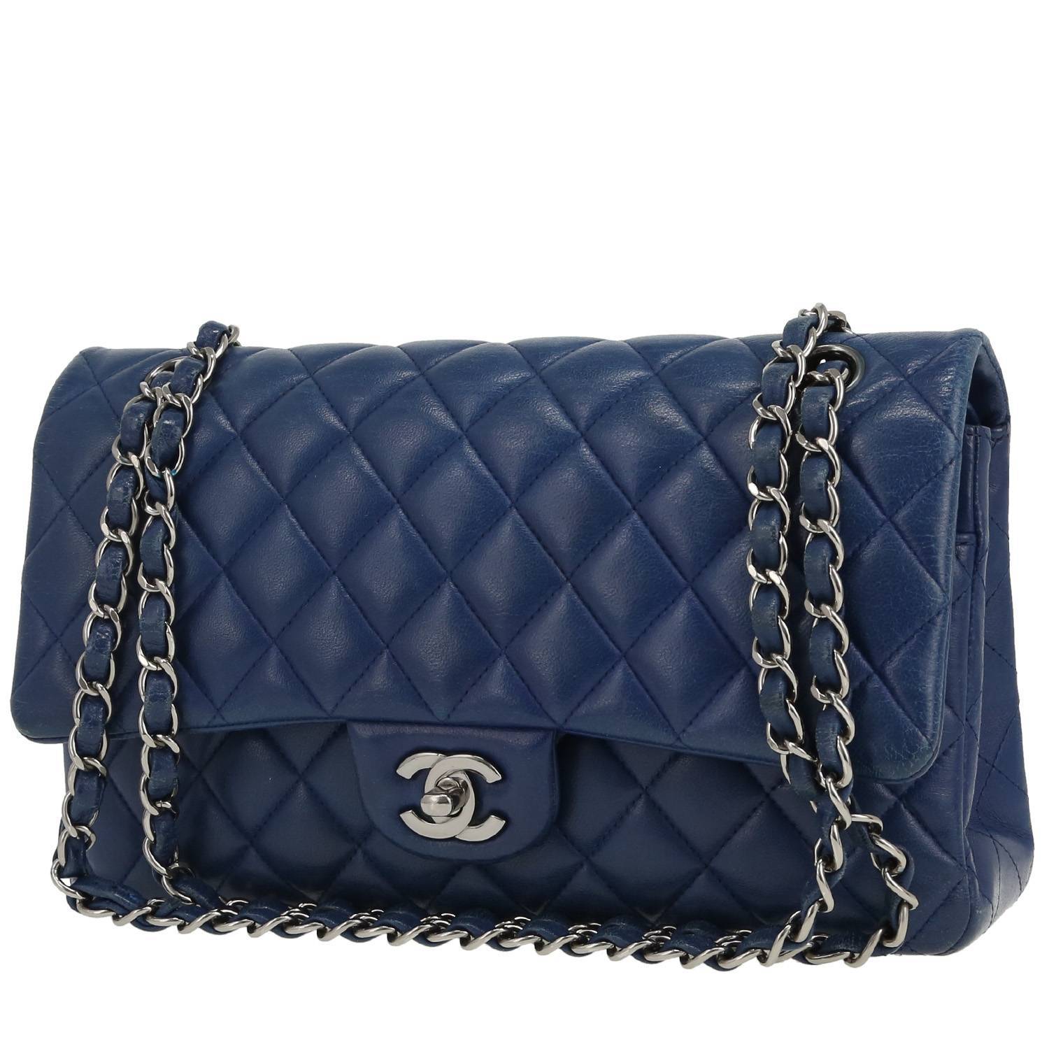 Chanel Classic Timeless Cuir Matelassé Bleu 2017 Occasion Chanel Classic Timeless Cuir Matelassé Bleu 2017 Occasion