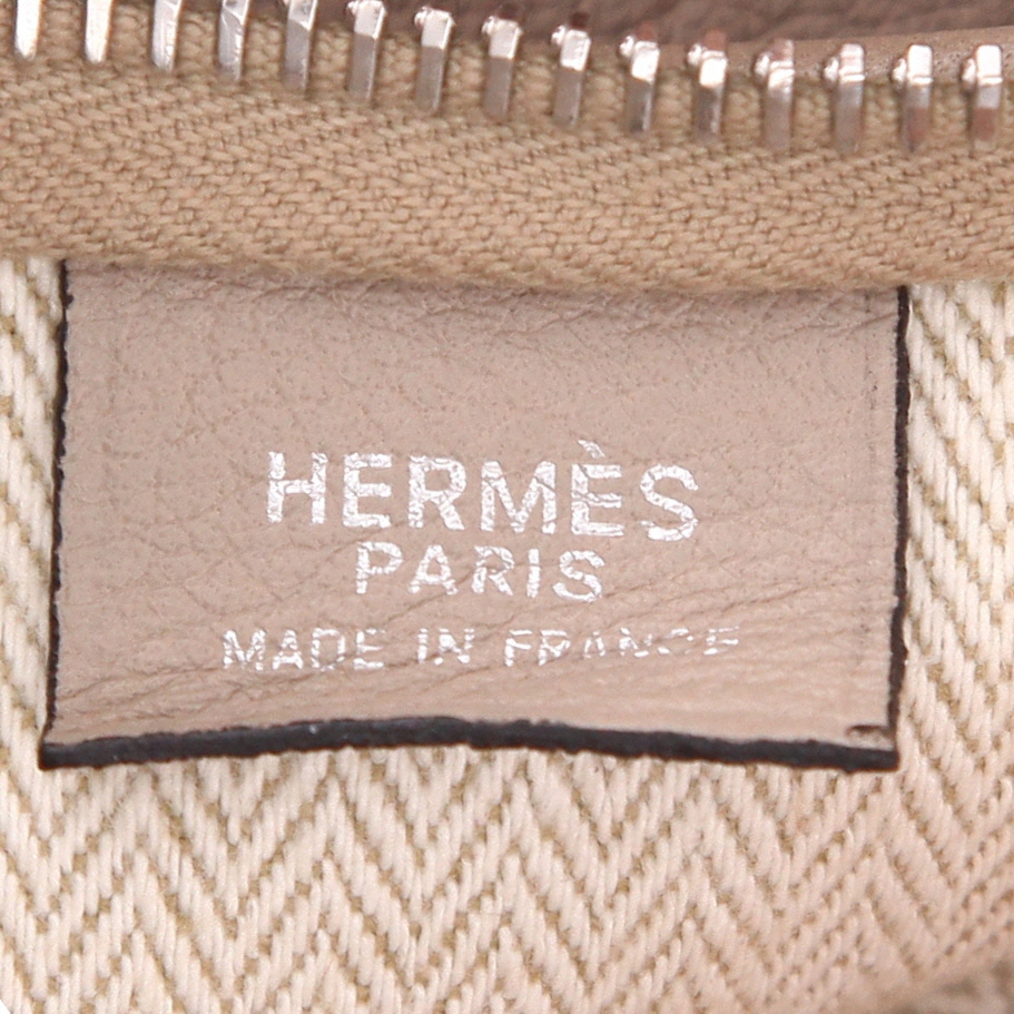 Sac porté épaule Hermès  Goya en cuir Swift gris-tourterelle - Detail D2