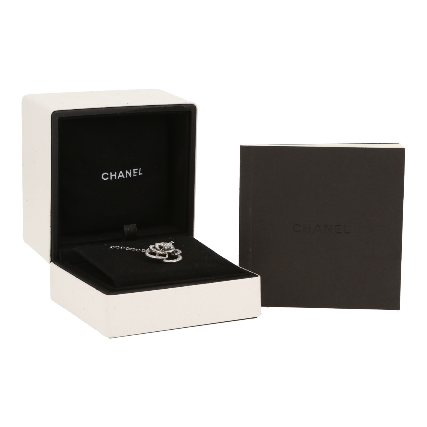 Chanel Camélia Fil small model necklace in white gold and diamonds - Detail D2