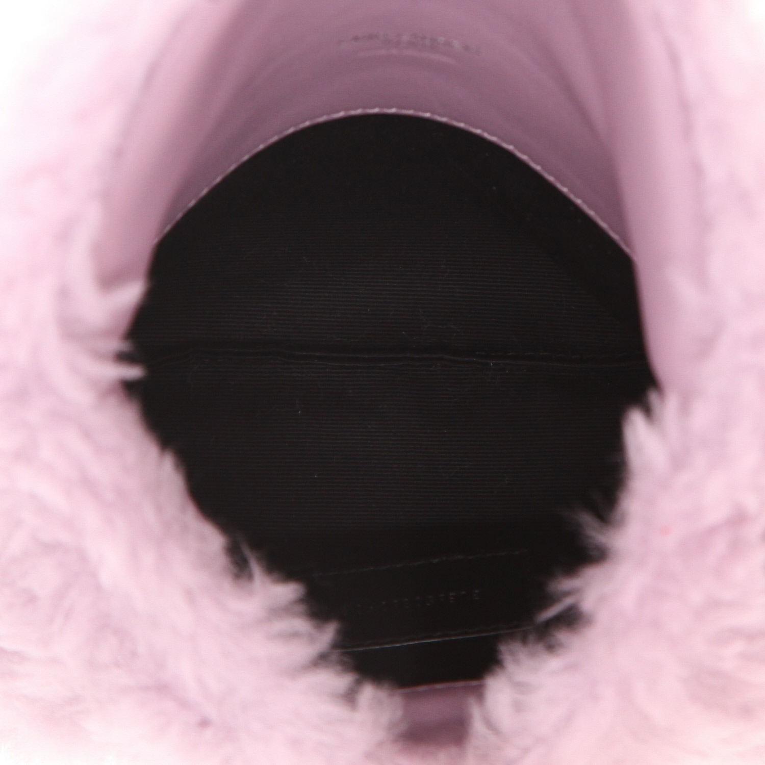 Saint Laurent  Loulou Puffer pouch  in purple synthetic furr - Detail D3