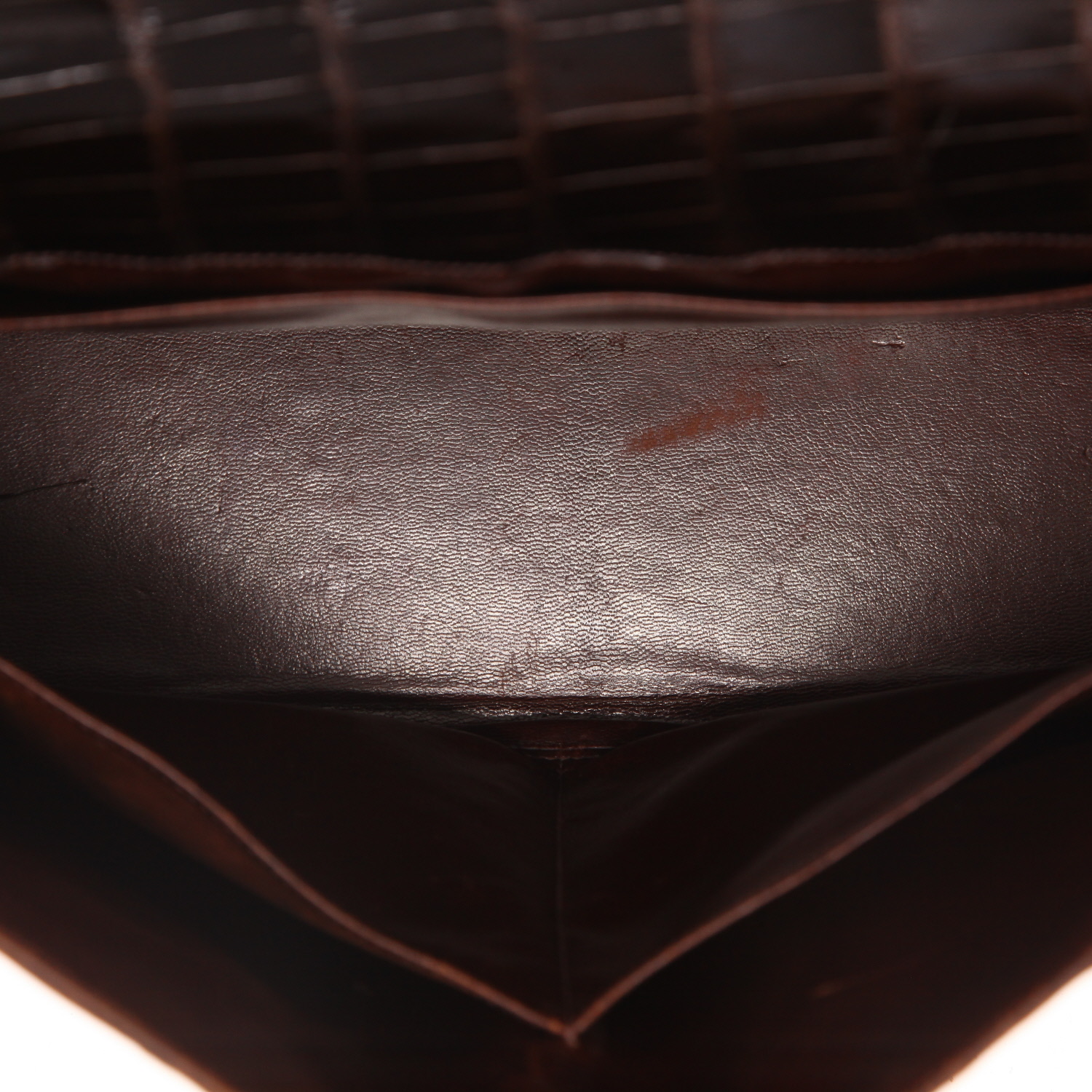 Hermès  Kelly 35 cm handbag  in brown crocodile - Detail D3