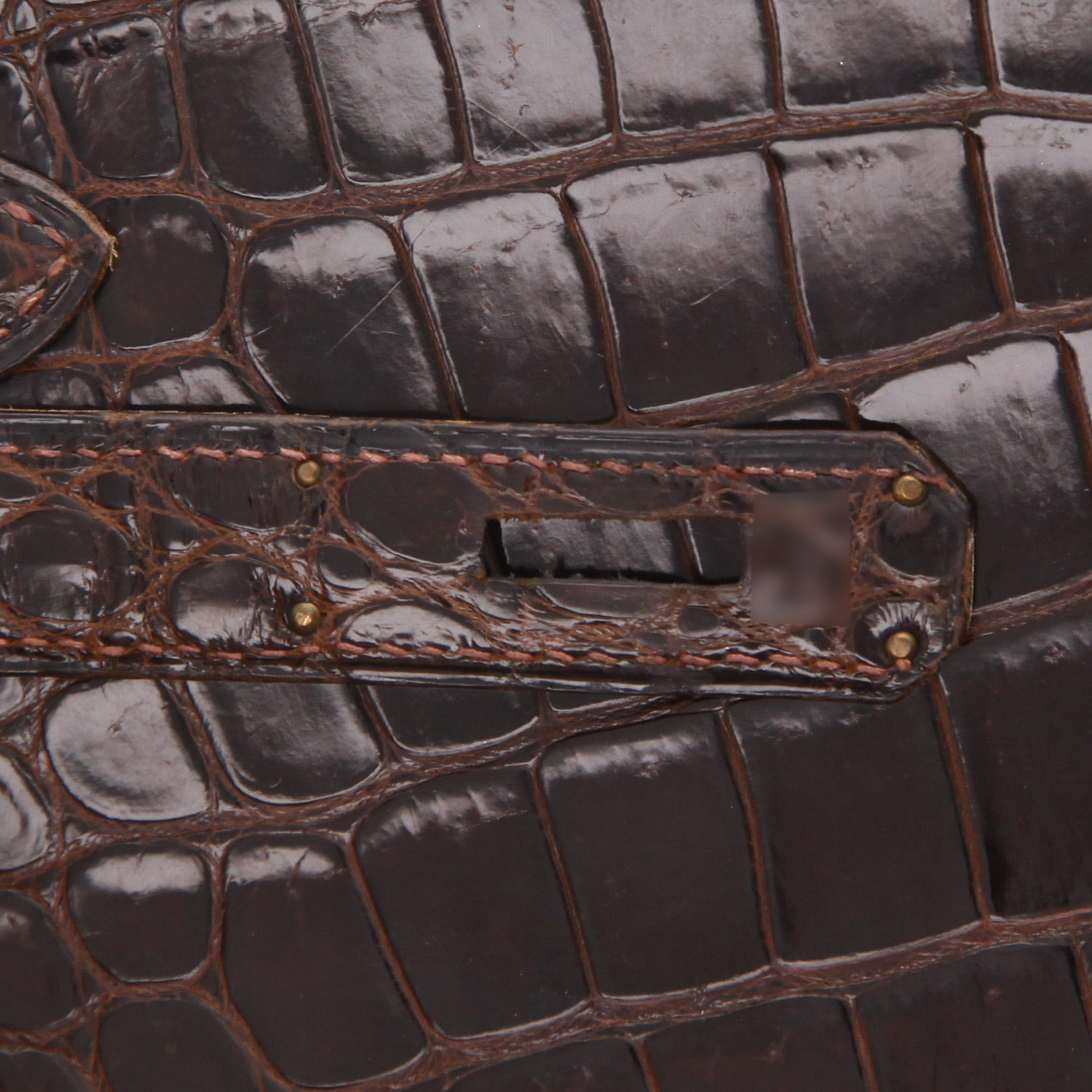 Bolso de mano Hermès  Kelly 35 cm en cocodrilo marrón - Detail D4