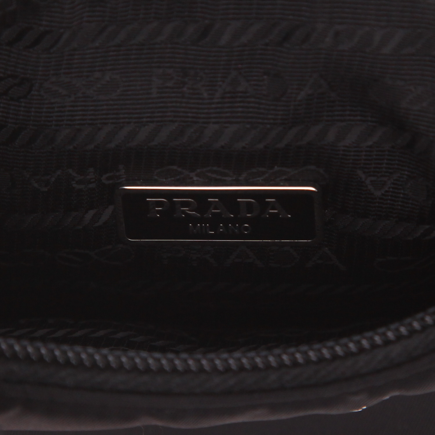 Borsa Prada  Re-Edition 2000 in tela nera - Detail D2