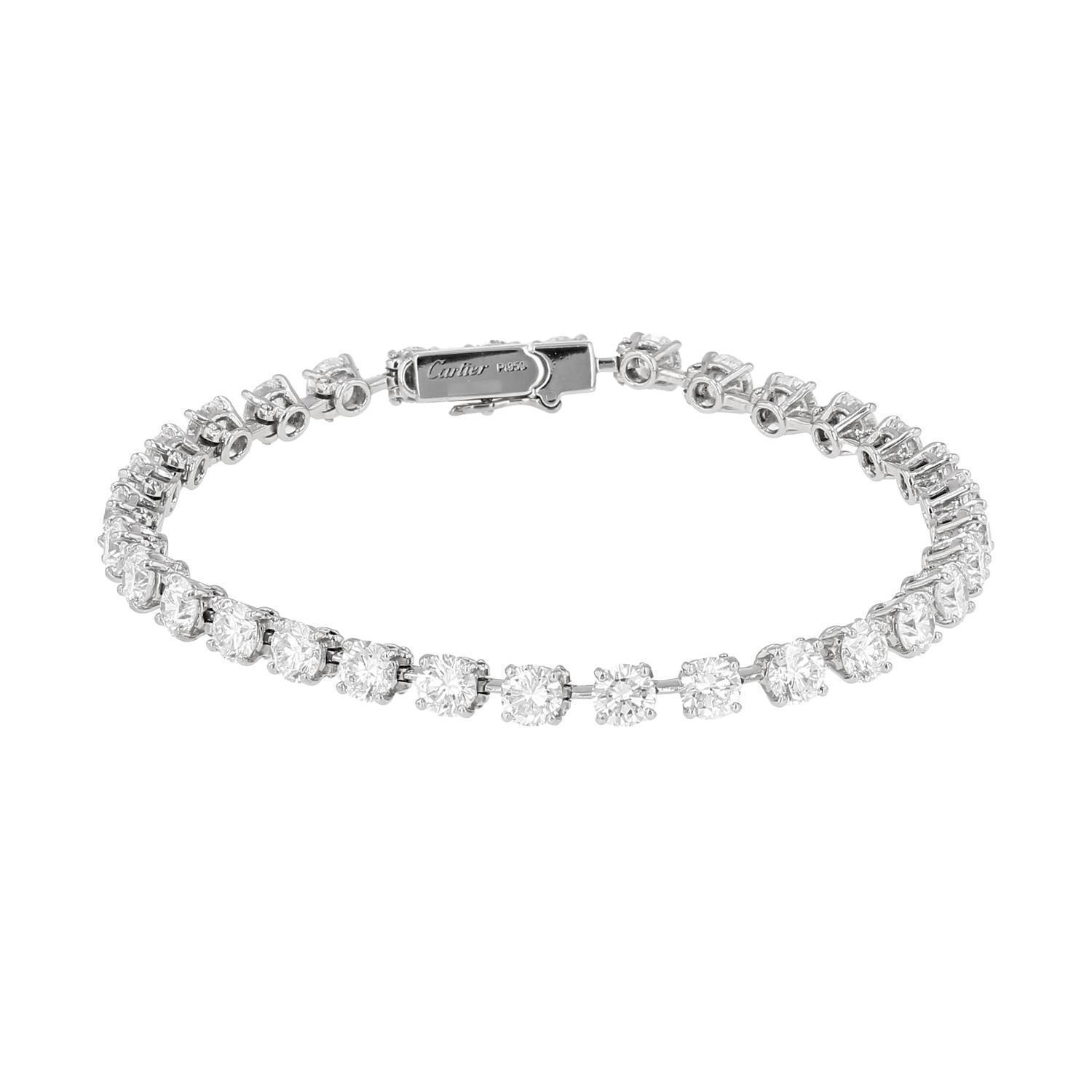 Bracelet Cartier Lignes Essentielles en platine et diamants