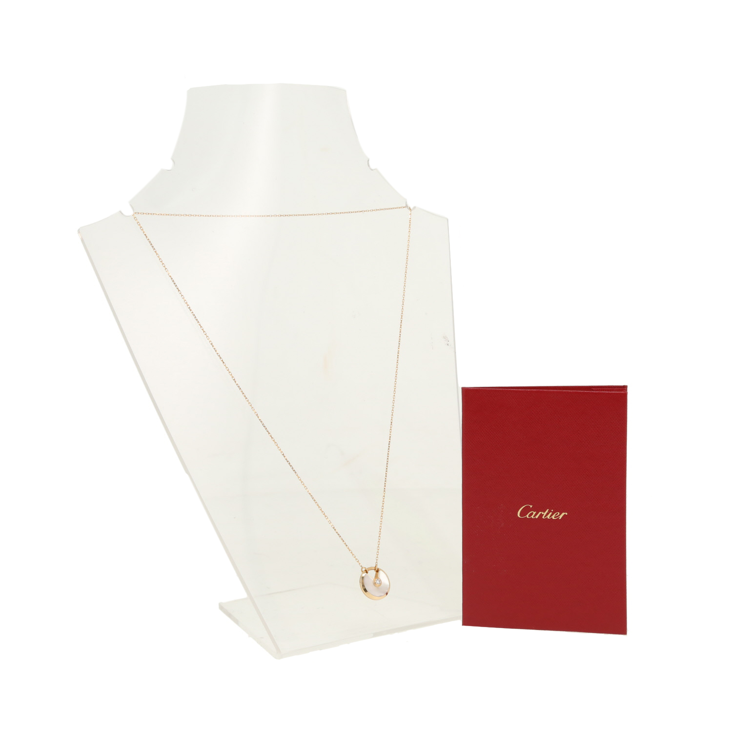 Collier Cartier Amulette petit modèle en or jaune, diamant et nacre blanche (Turbo Marmoratus) - Detail D2