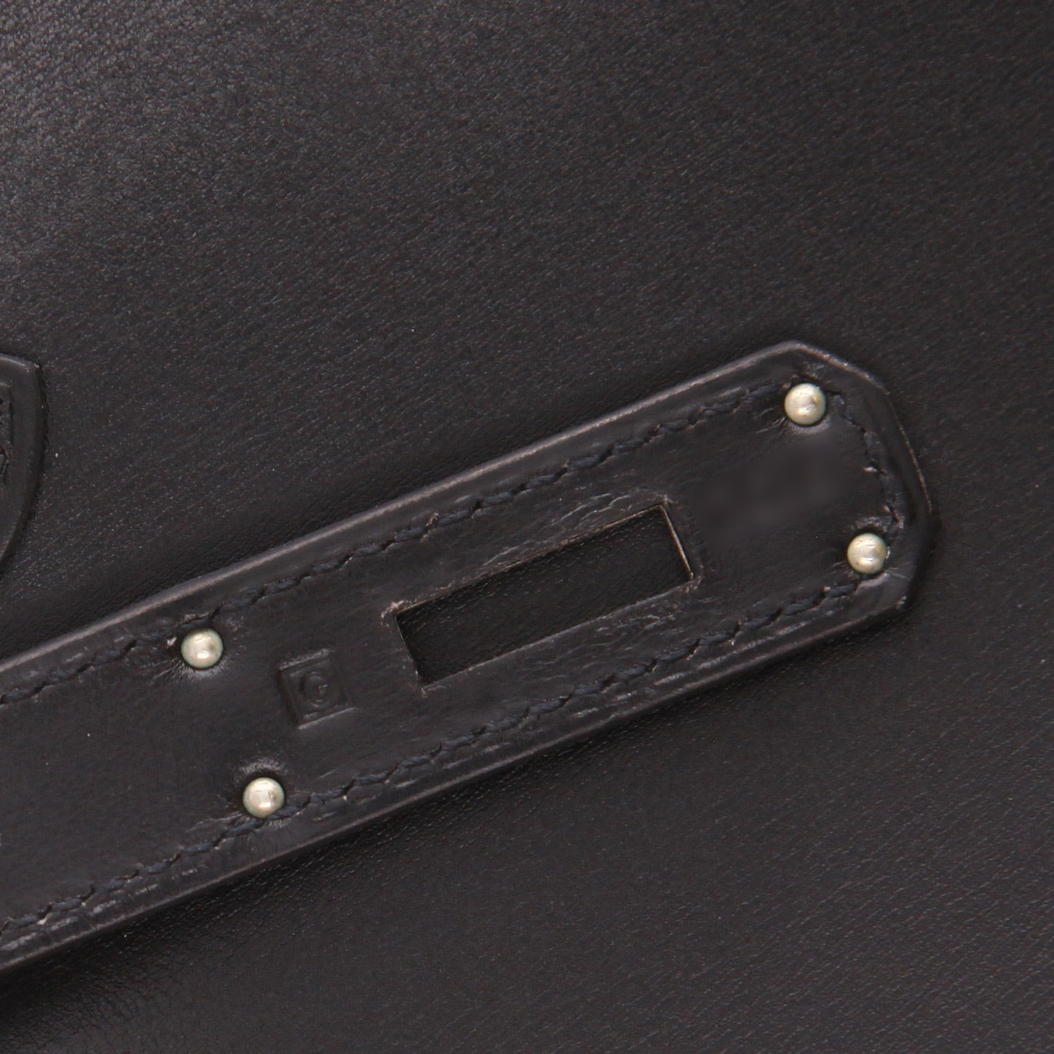 Hermès  Kelly 32 cm handbag  in black box leather - Detail D4