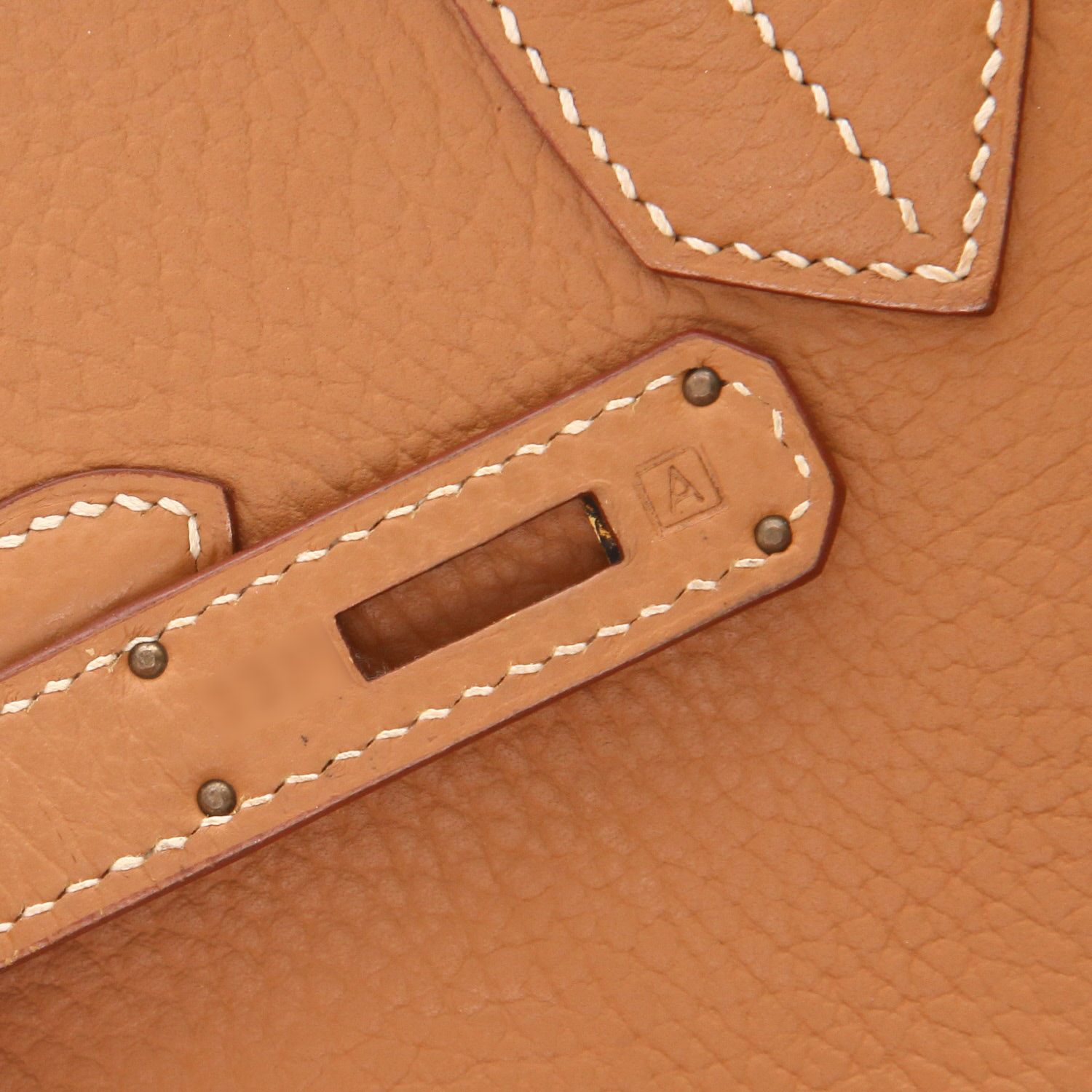 Hermès  Haut à Courroies 32 cm handbag  in gold Ardenne leather - Detail D4