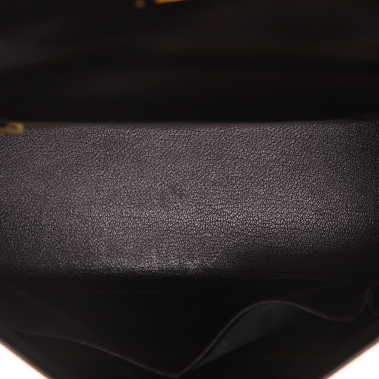 Hermès  Kelly 28 cm handbag  in black box leather - Detail D3