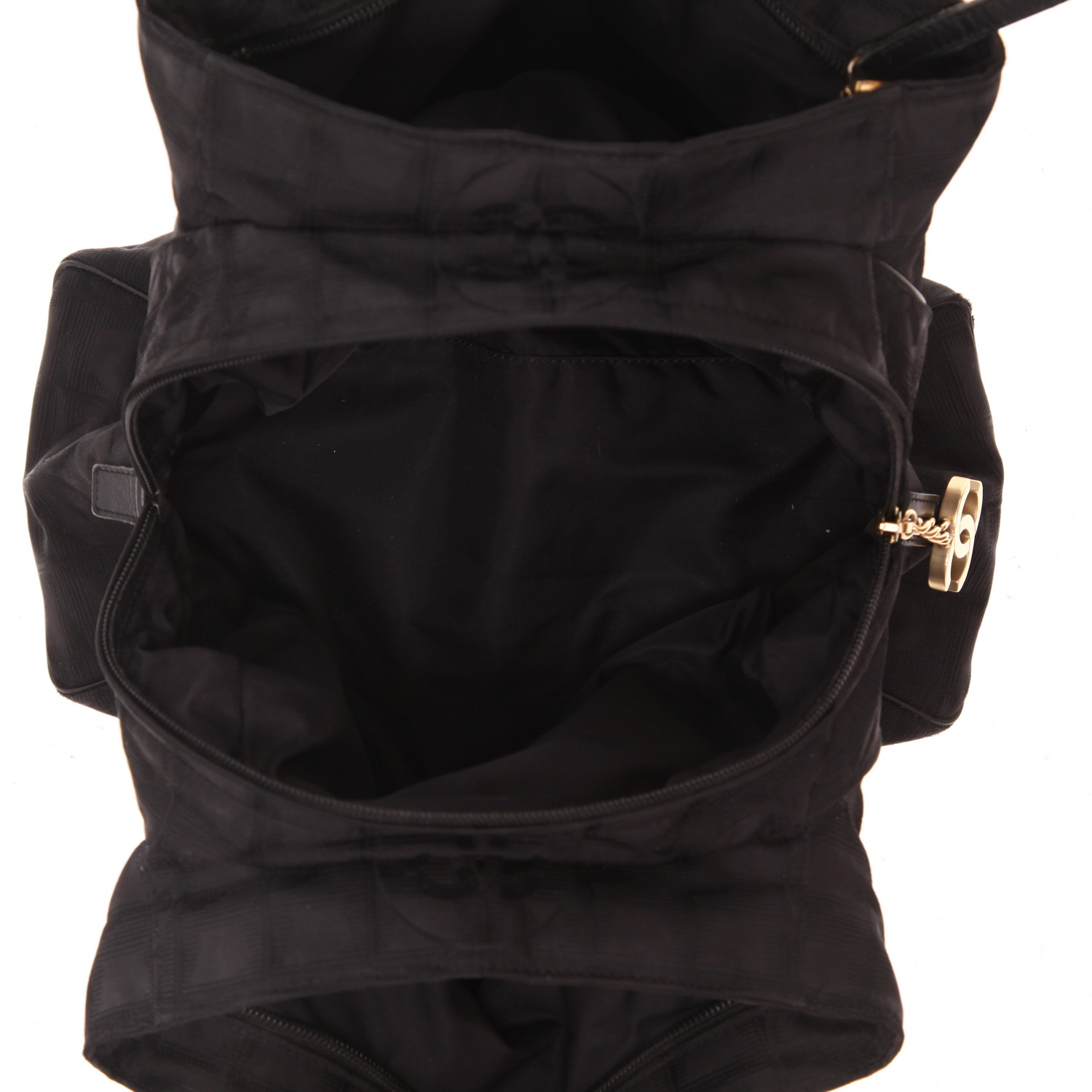 Chanel  Vintage handbag  in black quilted canvas - Detail D3