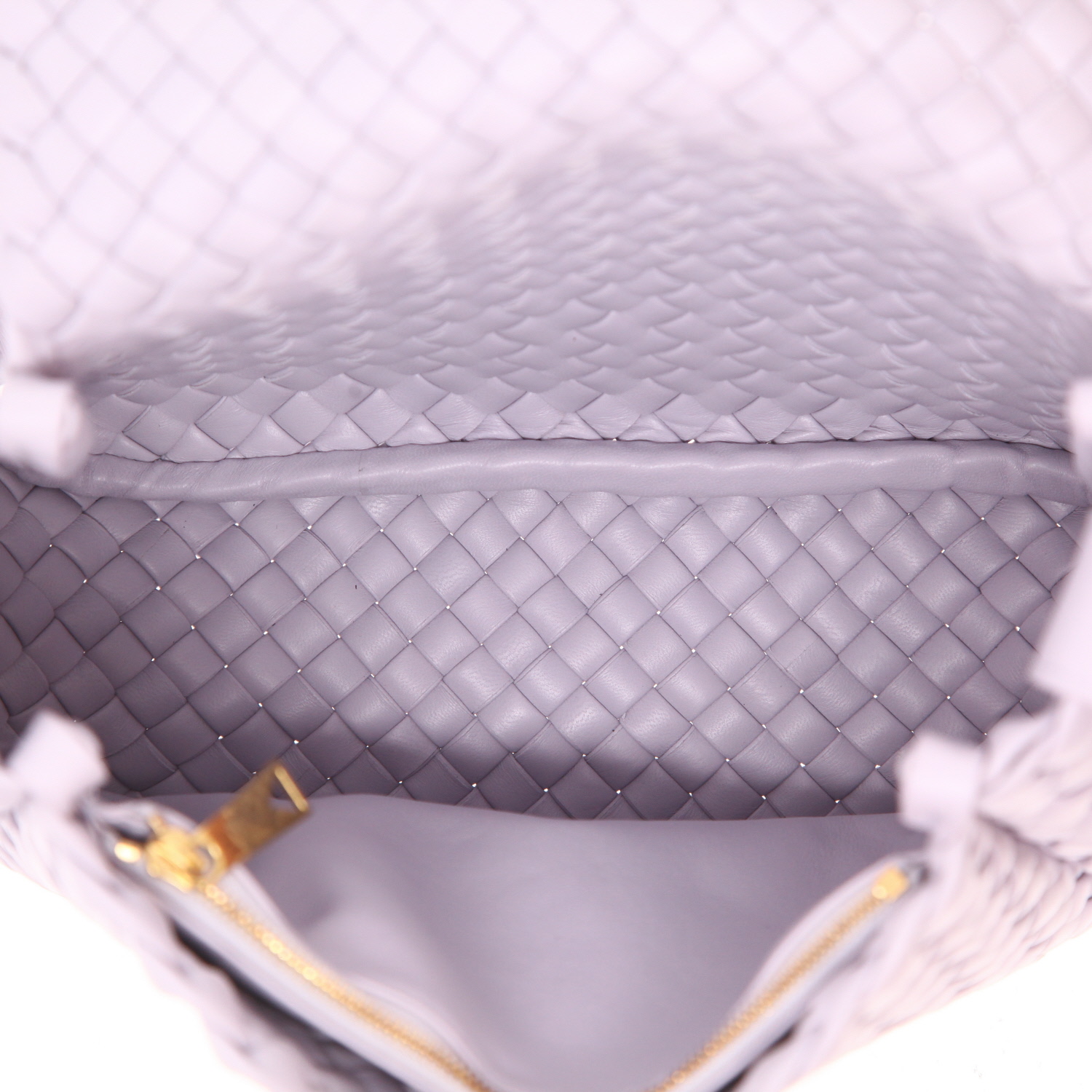 Bolso bandolera Bottega Veneta  Cobble en cuero intrecciato color lila - Detail D3
