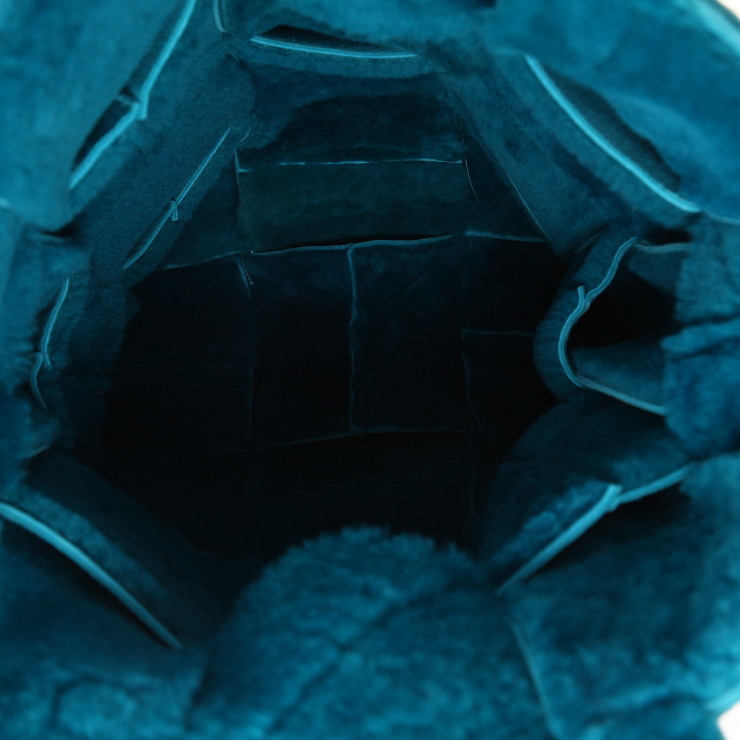 Bolso de mano Bottega Veneta   en piel con lana turquesa - Detail D3