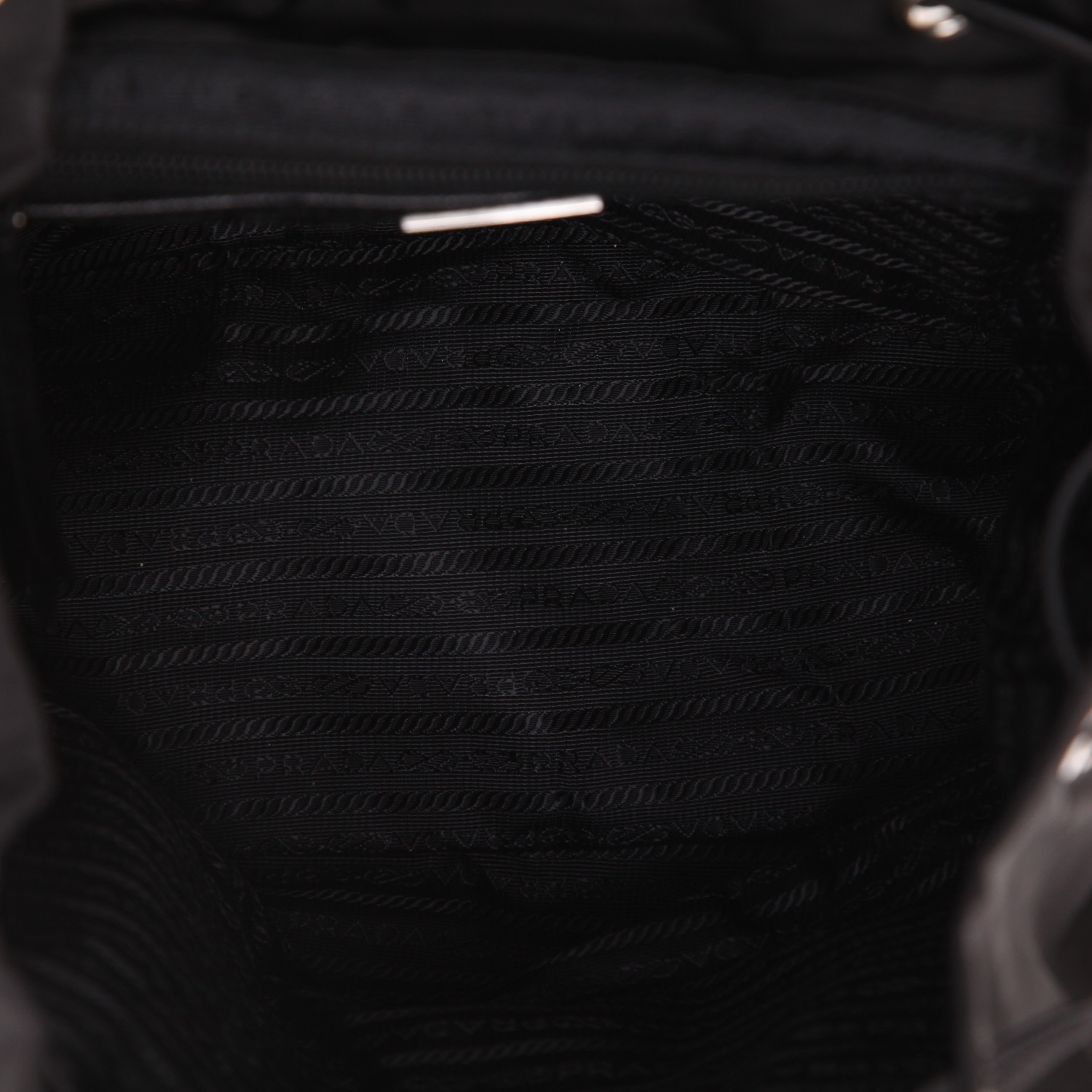 Prada  Nylon Backpack backpack  in black canvas - Detail D3