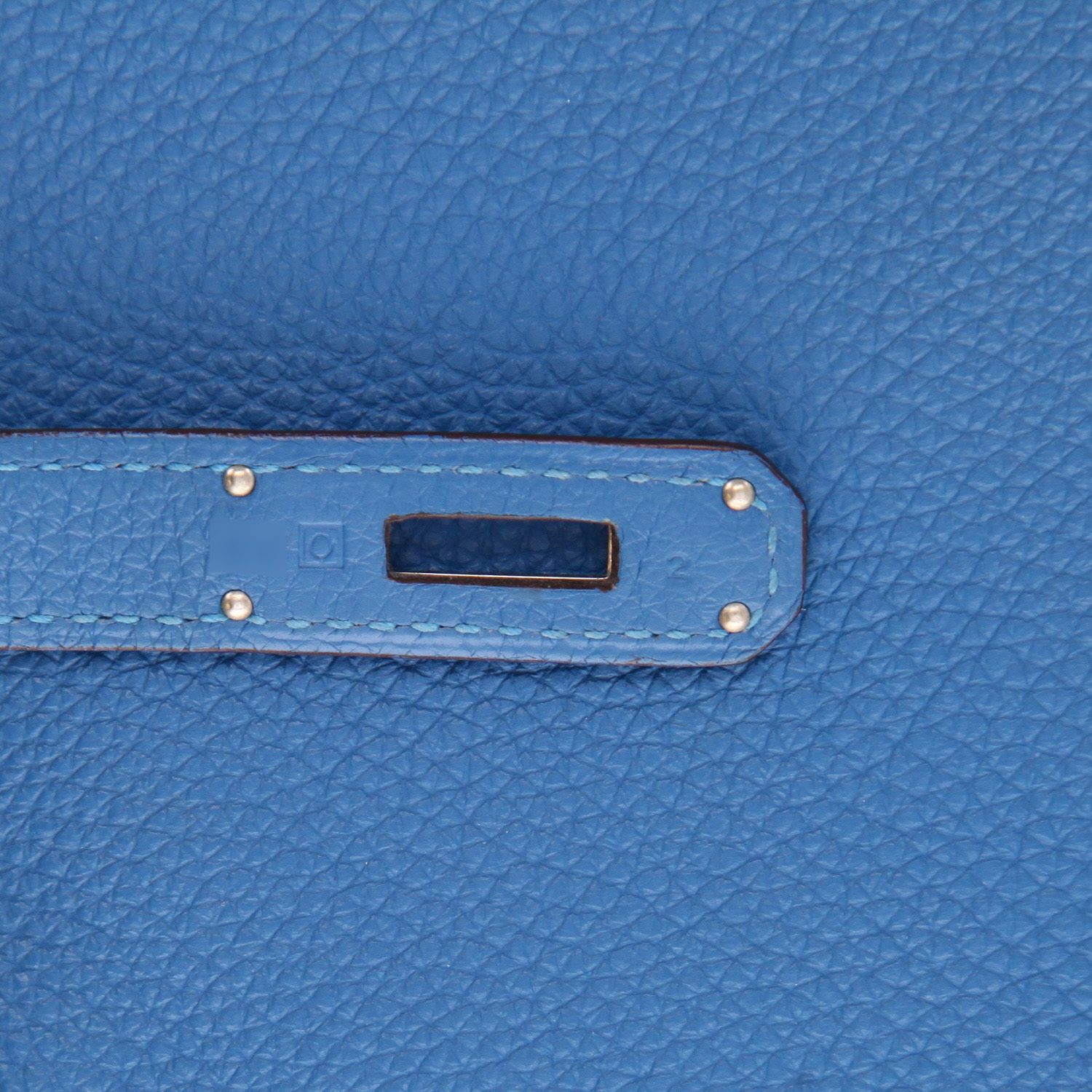 Hermès  Birkin 40 cm handbag  in blue Mykonos togo leather - Detail D4