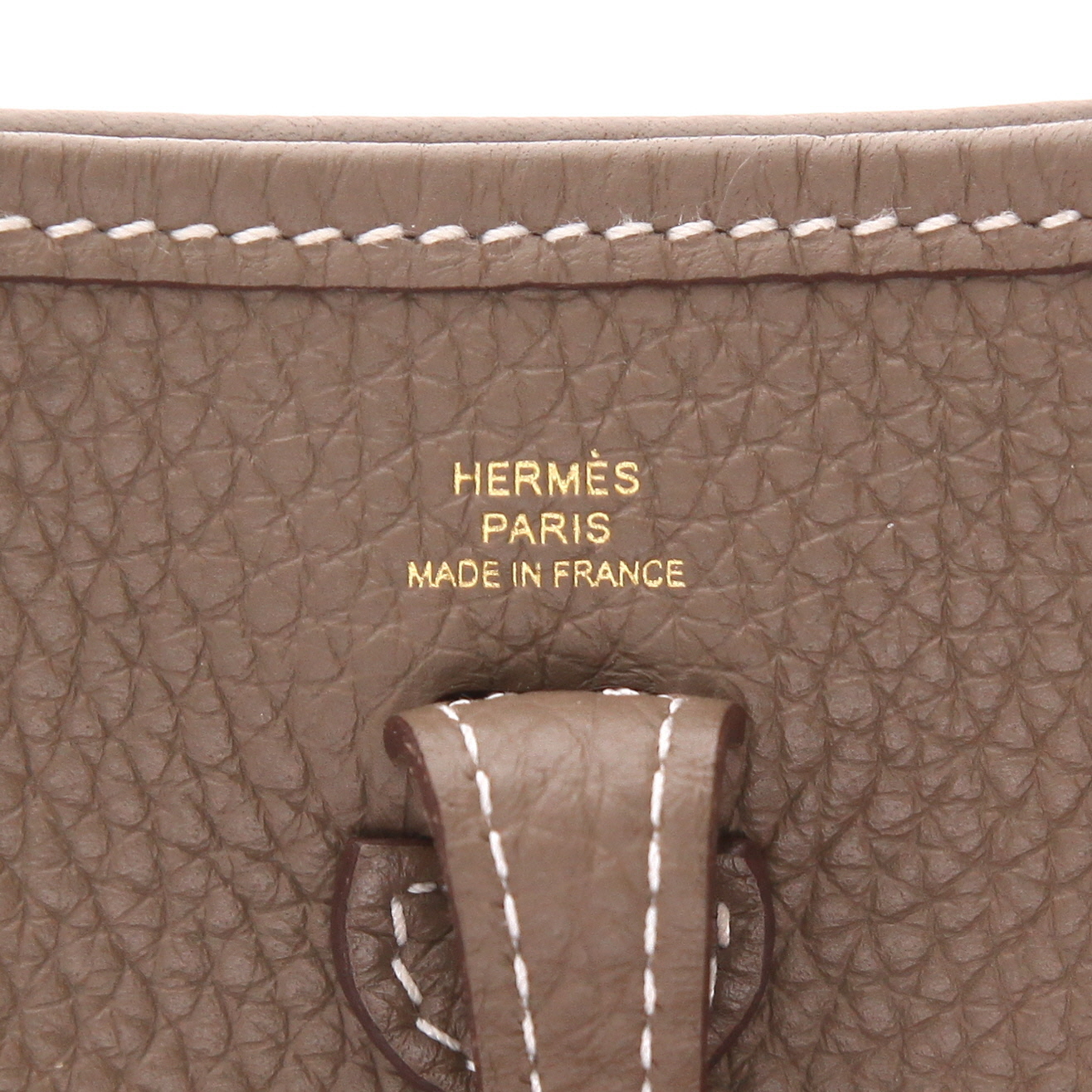 Hermès  Mini Evelyne shoulder bag  in etoupe leather taurillon clémence - Detail D2