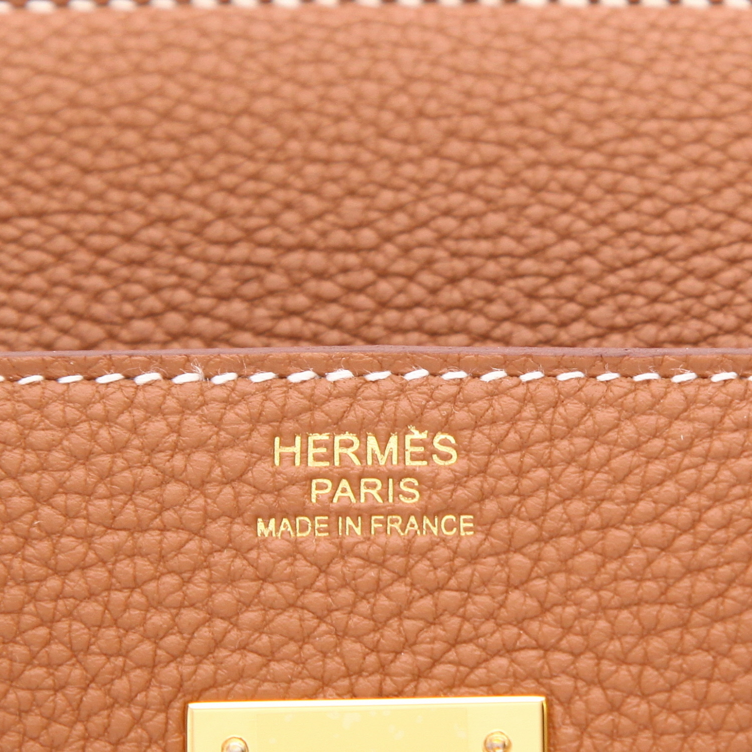 Bolso de mano Hermès  Birkin 30 cm en cuero togo color oro - Detail D2