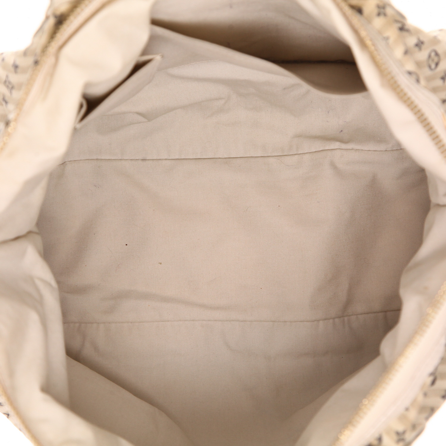 Louis Vuitton  Mini lin Croisette handbag  in ecru monogram canvas  and white leather - Detail D3