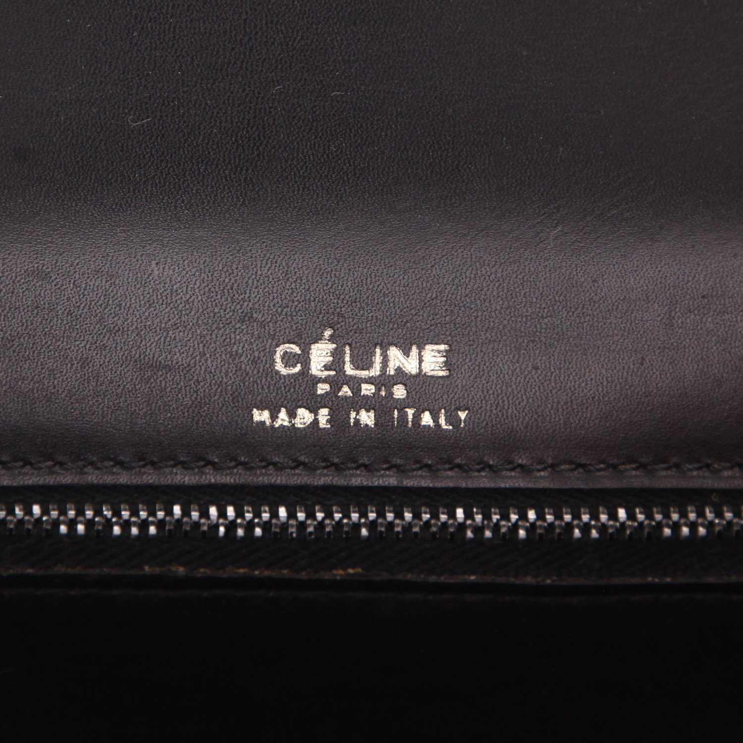 Celine  Vintage handbag  in black leather - Detail D2
