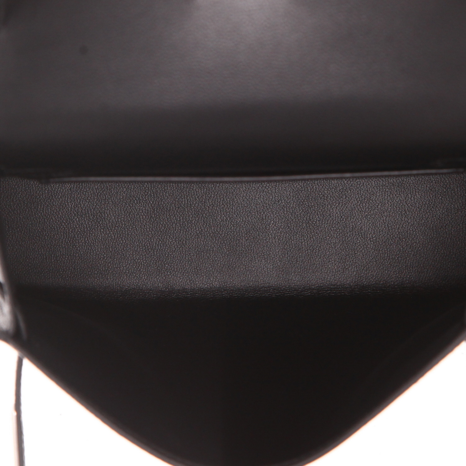 Hermès  Kelly 20 cm handbag  in black epsom leather - Detail D3