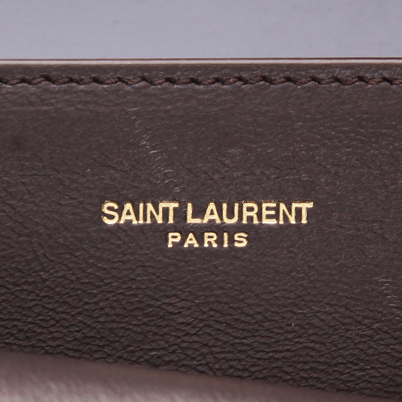 Borsa a tracolla Saint Laurent  Cassandre in pelle blu marino e Veau velours blu marino - Detail D2