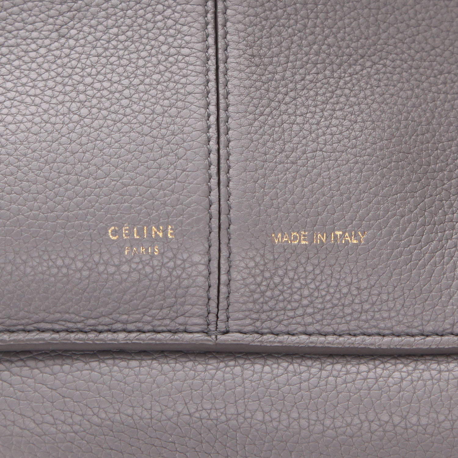 Bolso de mano Celine  Tri-Fold en cuero gris - Detail D2