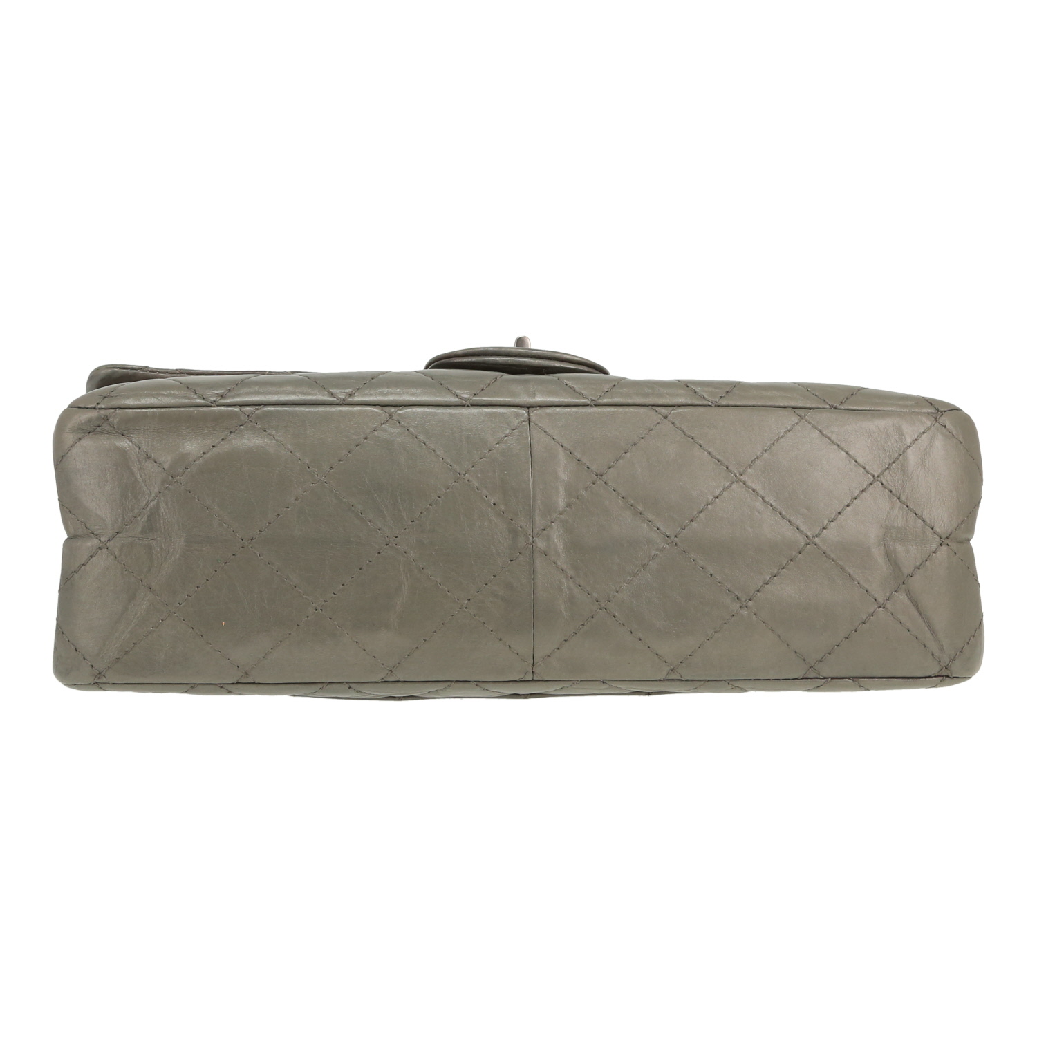 Bolso bandolera Chanel  2.55 en cuero acolchado gris - Detail D1