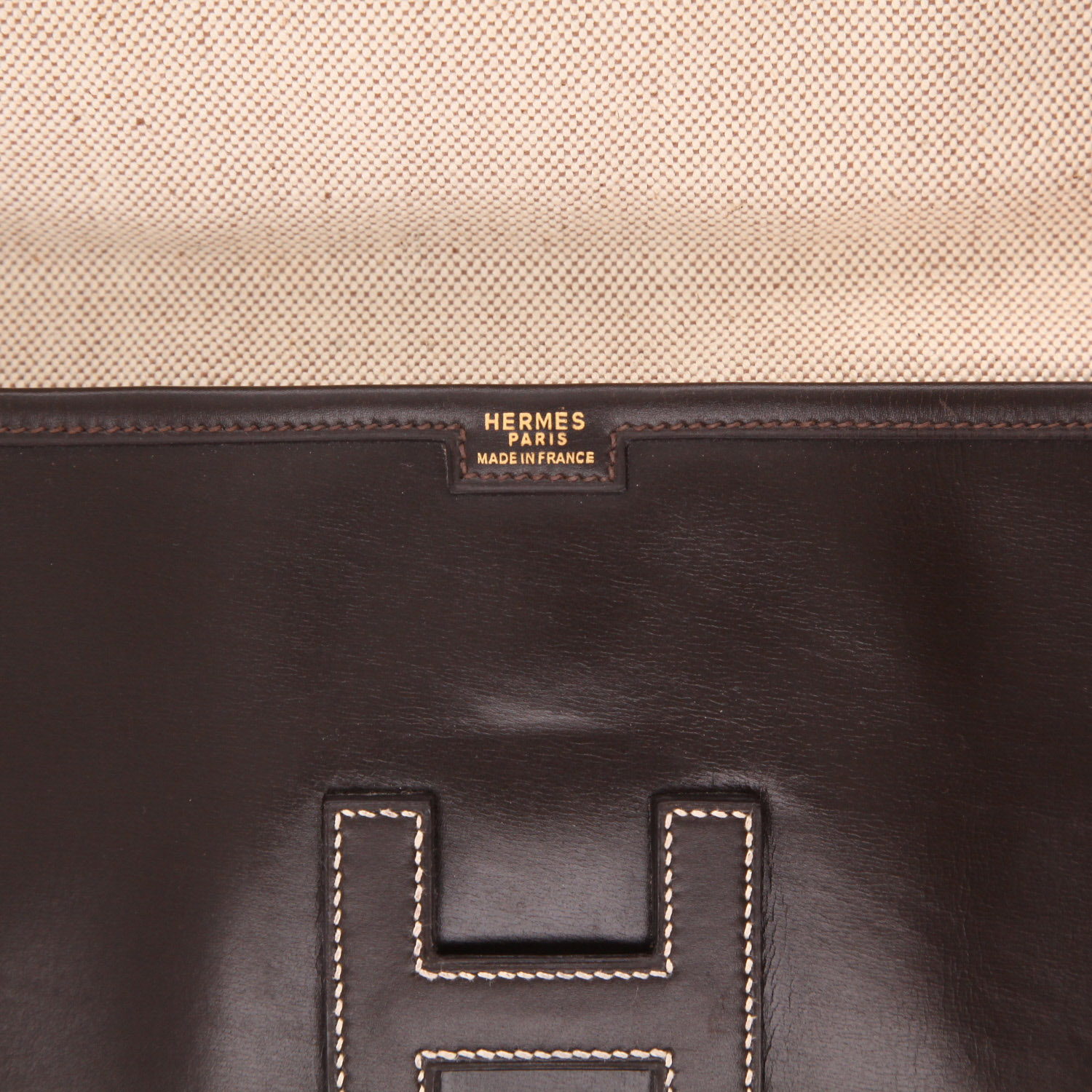 Bolsito de mano Hermès  Jige en cuero box marrón - Detail D2