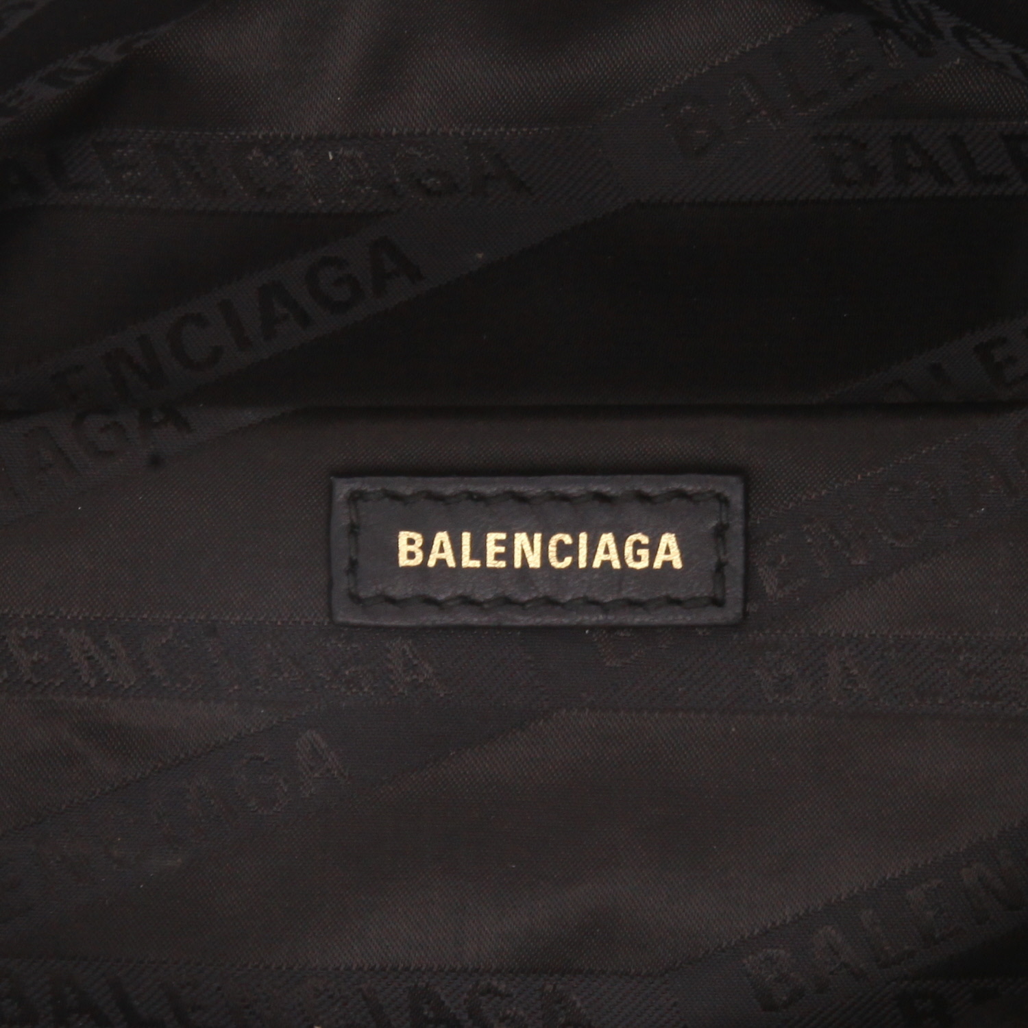 Bolso bandolera Balenciaga  Souvenir en cuero negro - Detail D2