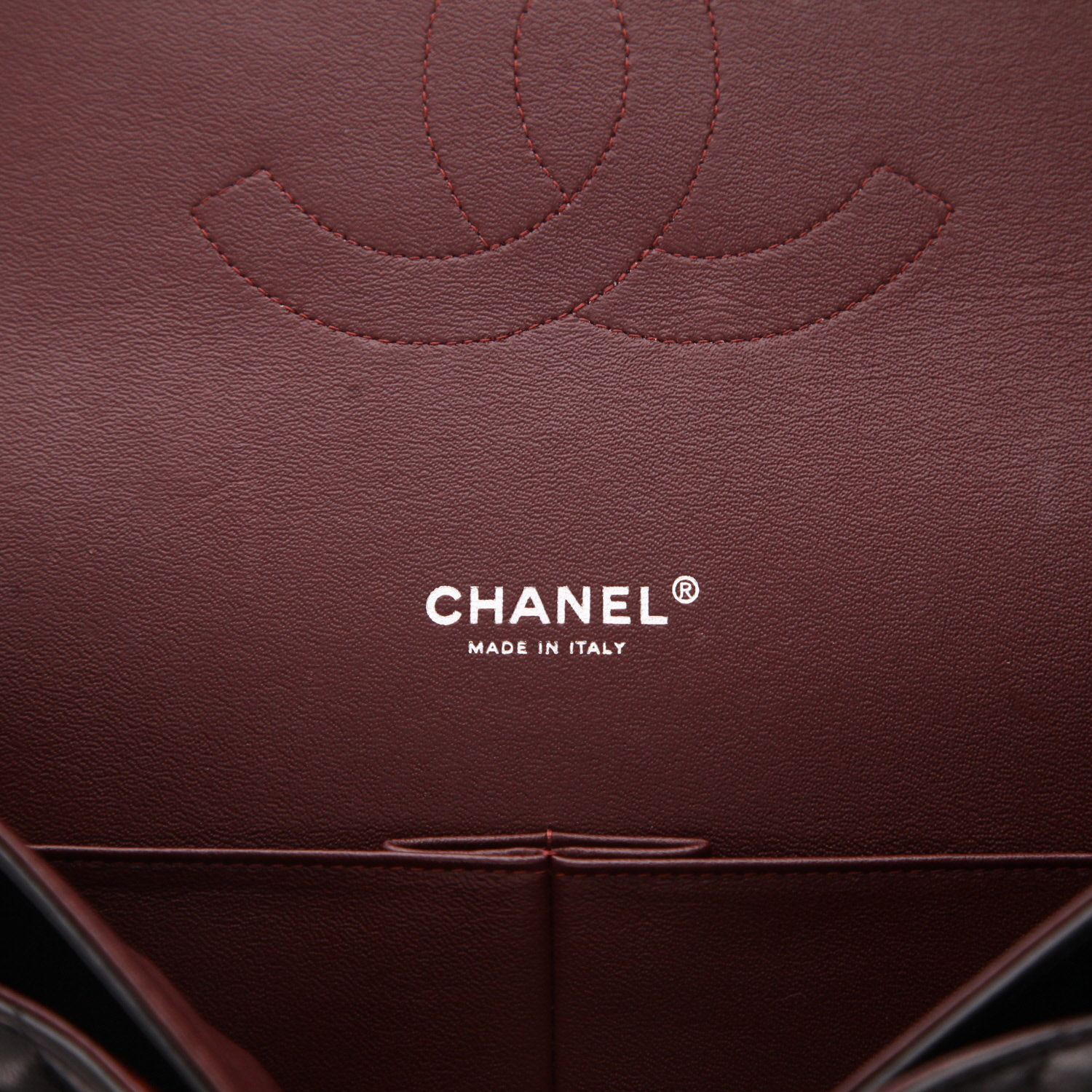 Bolso bandolera Chanel  Timeless Maxi Jumbo en cuero acolchado negro - Detail D2