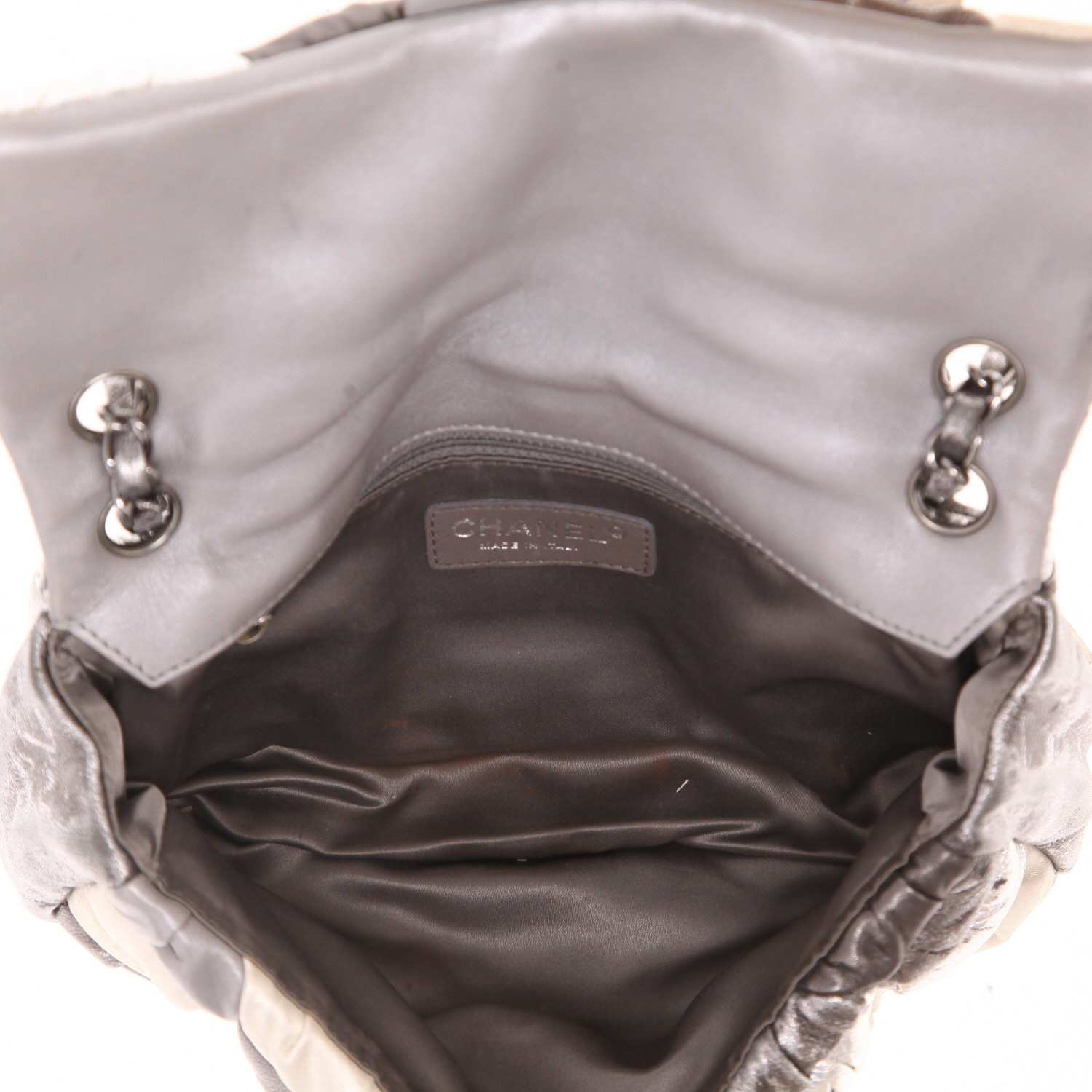 Borsa Chanel  Baguette in pelle beige grigia e argentata - Detail D3