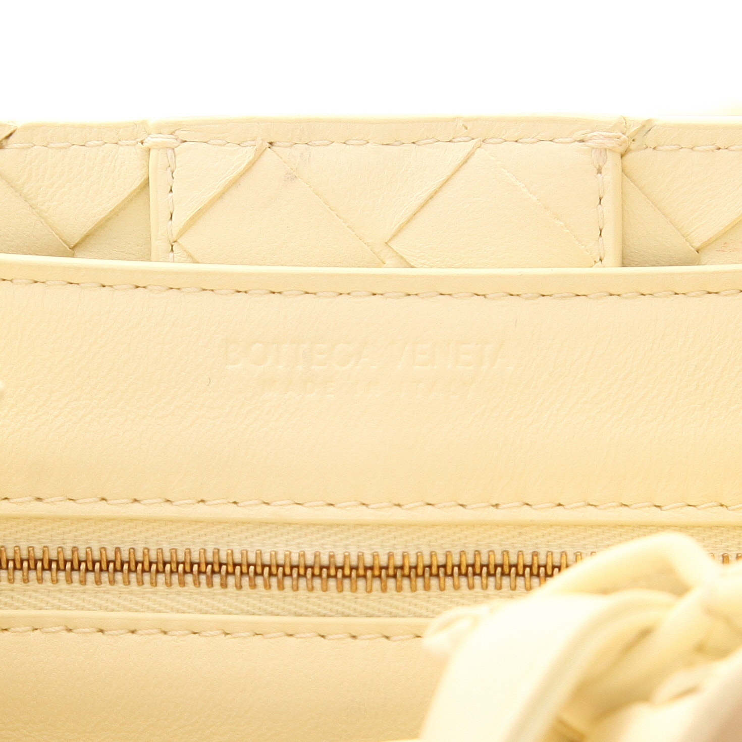 Bolso bandolera Bottega Veneta  Andiamo en cuero intrecciato amarillo - Detail D2