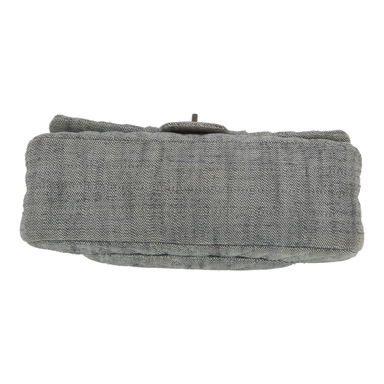 Borsa a tracolla Chanel  2.55 in denim blu - Detail D1