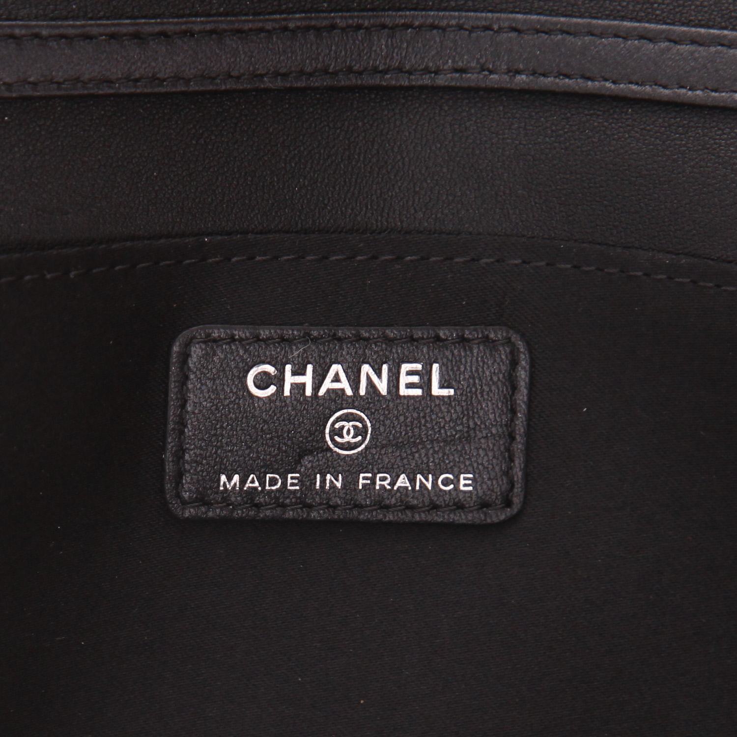 Chanel   shoulder bag  in black canvas - Detail D2