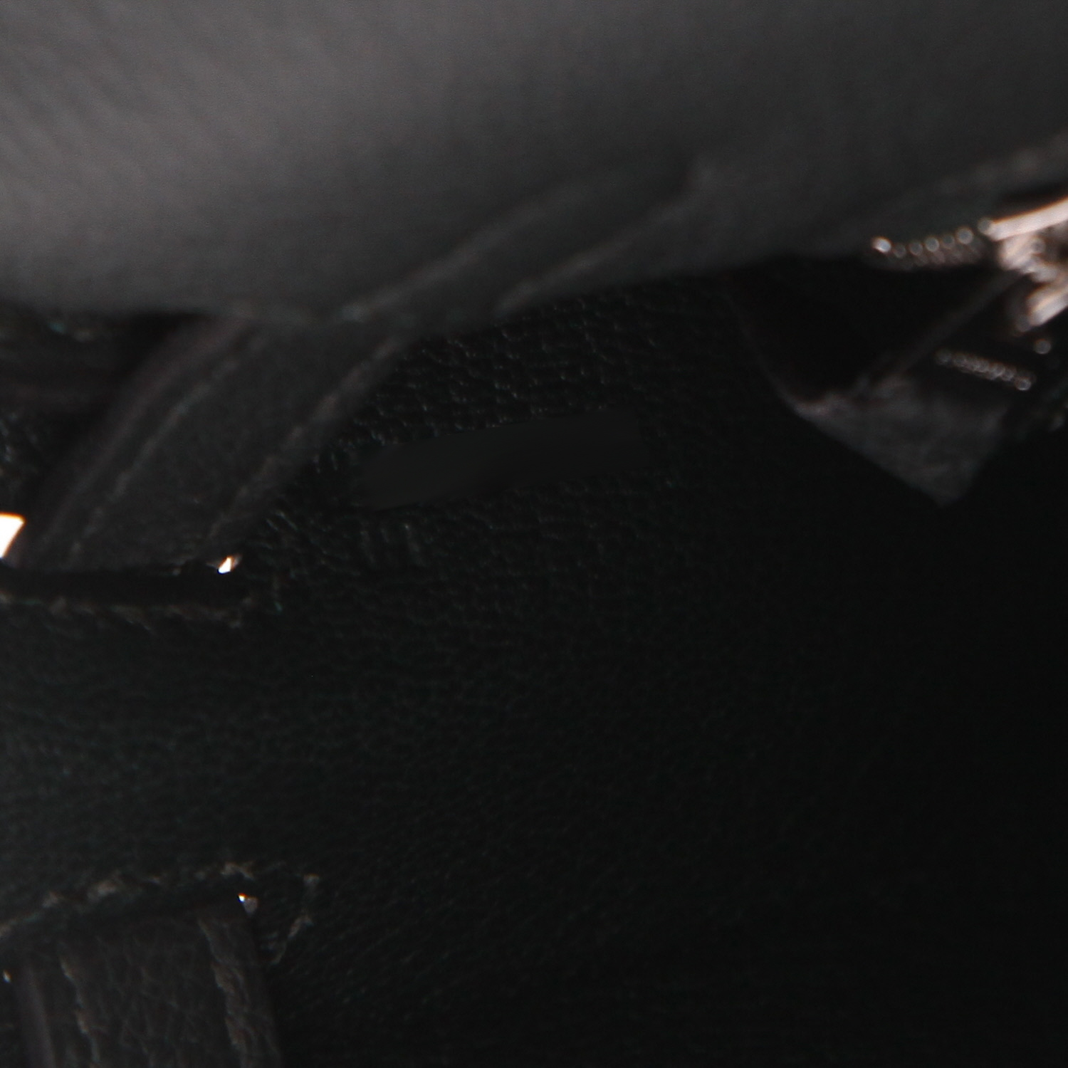 Bolso de mano Hermès  Kelly 25 cm en cuero togo New Vert - Detail D4