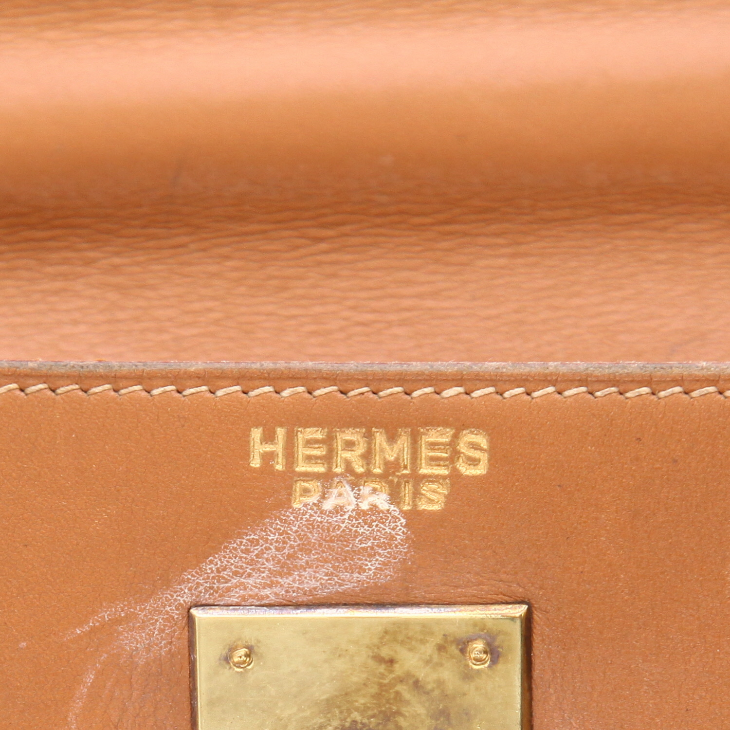 Bolso de mano Hermès  Kelly 32 cm en cuero marrón - Detail D2