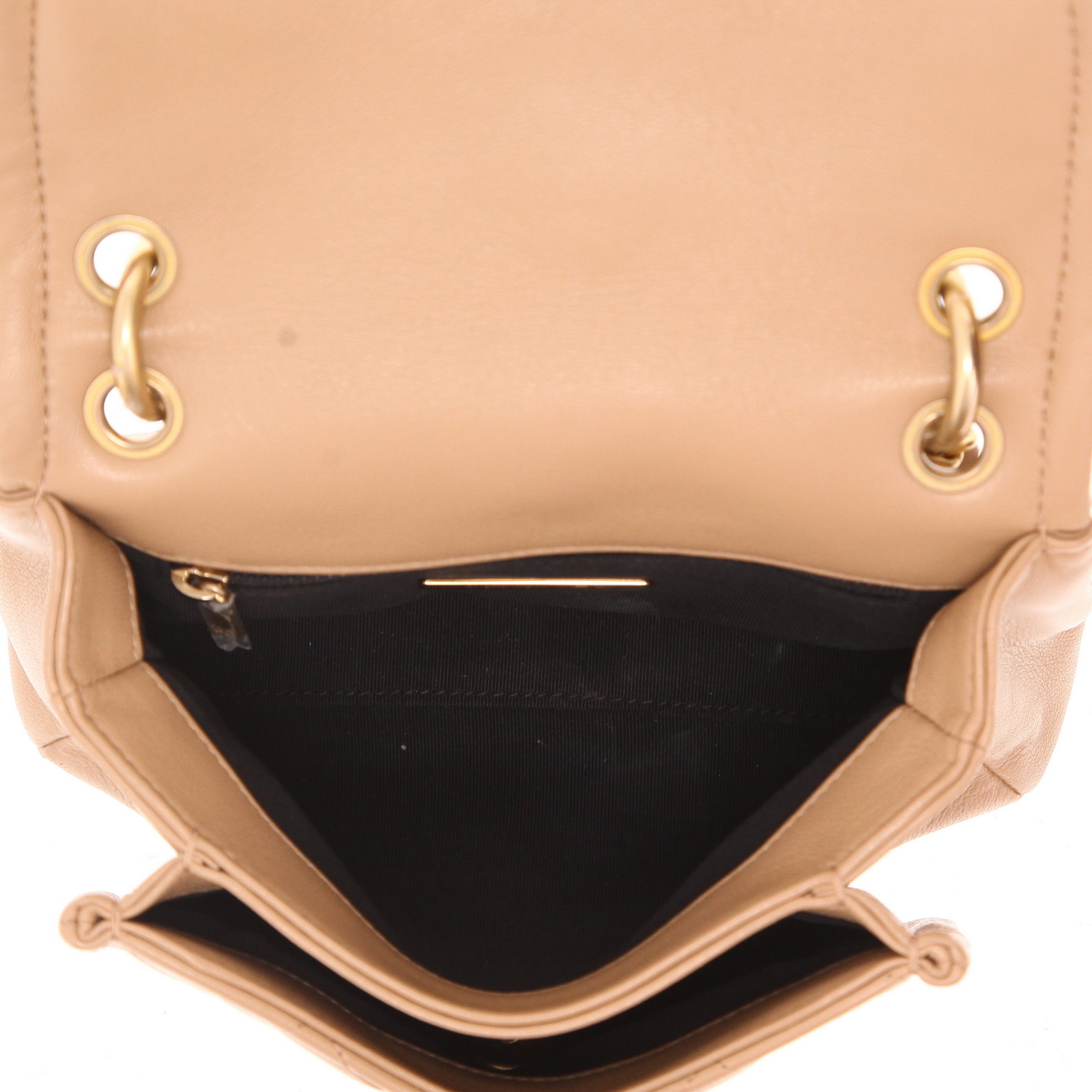 Chanel  Mini Timeless shoulder bag  in beige quilted leather - Detail D3