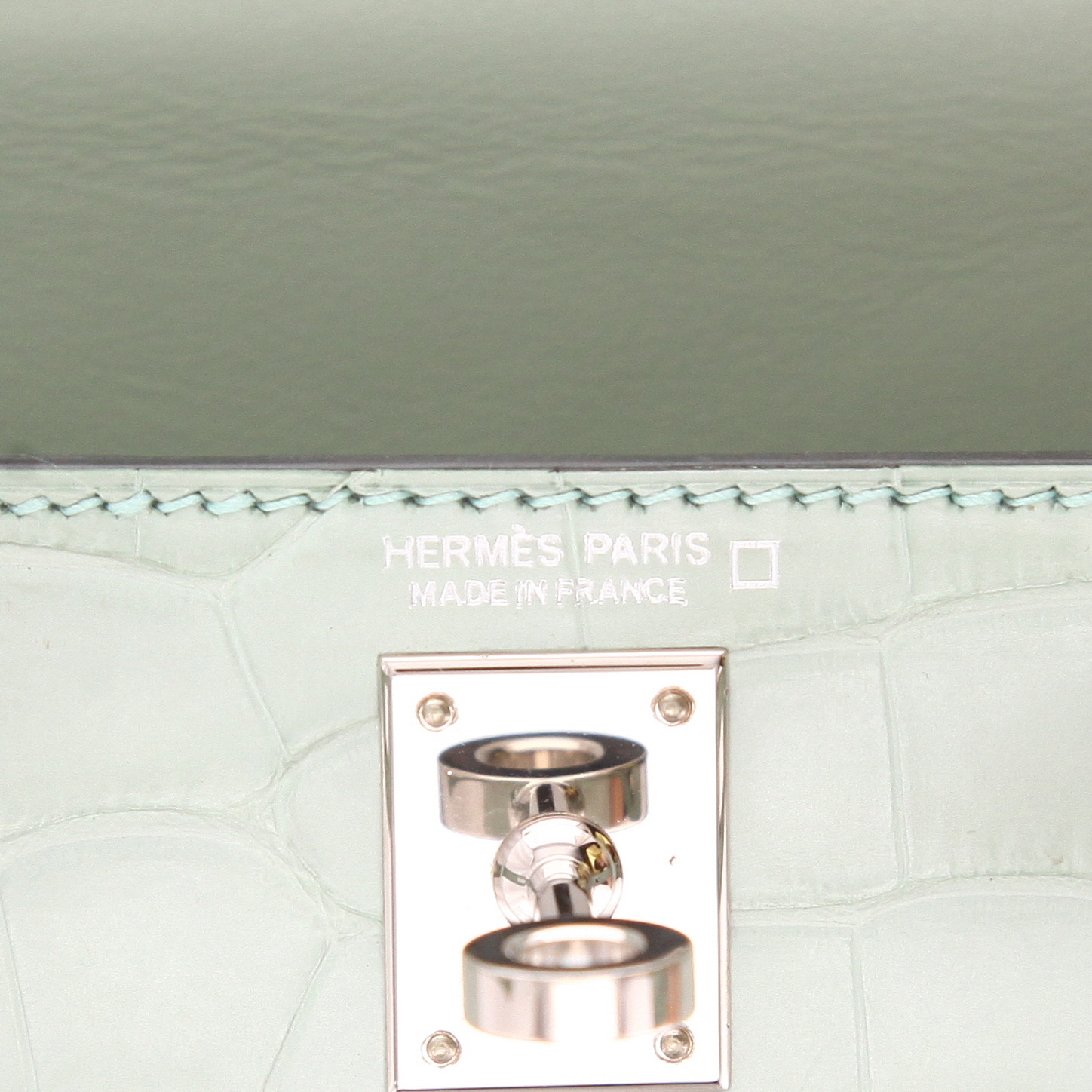 Sac bandoulière Hermès  Kelly 20 cm en alligator vert-d'eau - Detail D2
