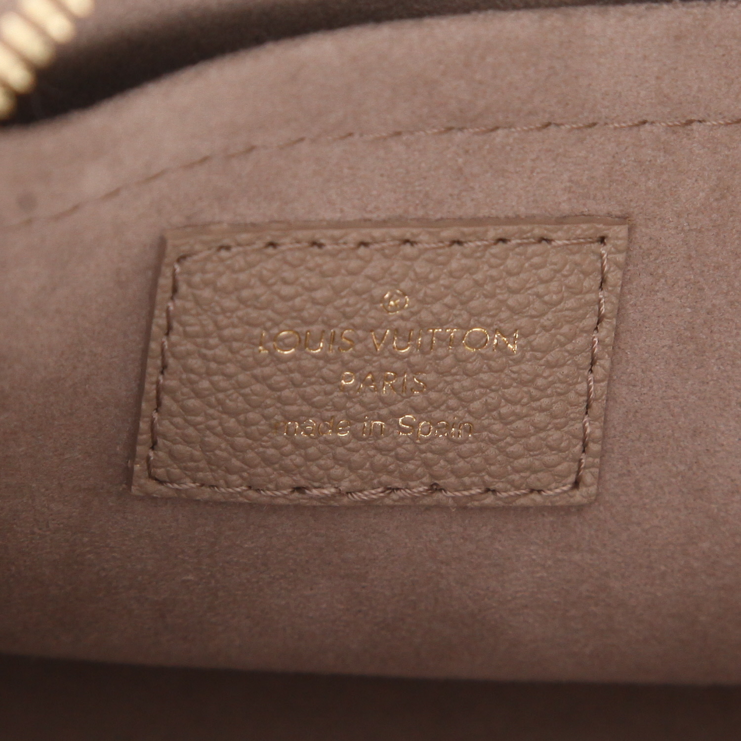 Louis Vuitton  Speedy 20 cm handbag  in taupe and beige empreinte monogram leather - Detail D2