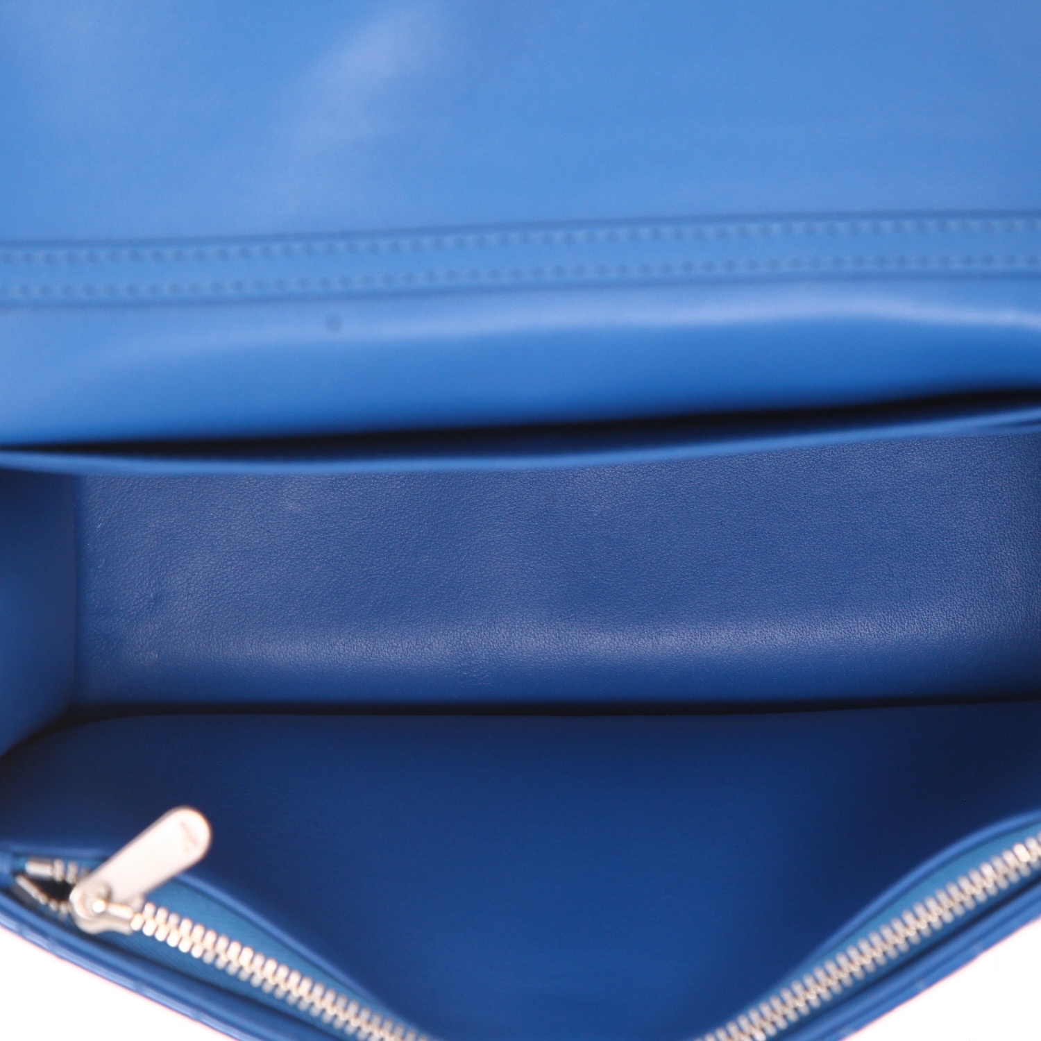Sac bandoulière Dior  Promenade en cuir verni bleu - Detail D3