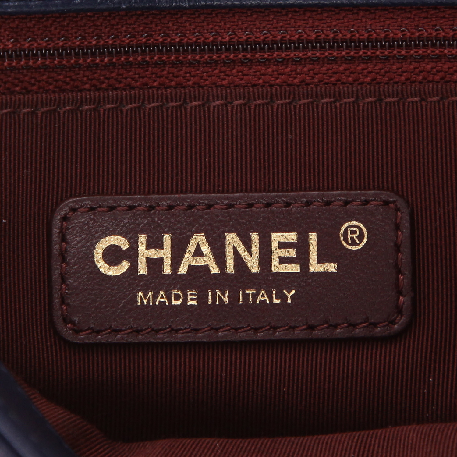 Chanel   handbag  in blue quilted leather - Detail D2