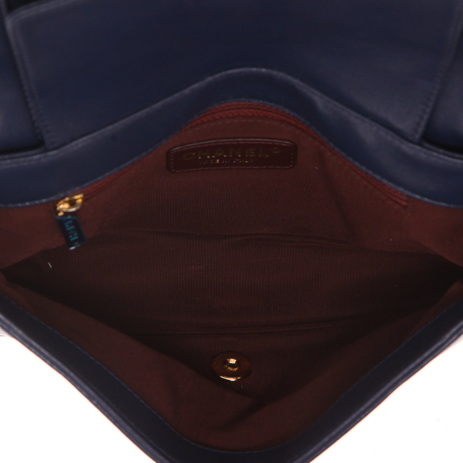 Chanel   handbag  in blue quilted leather - Detail D3