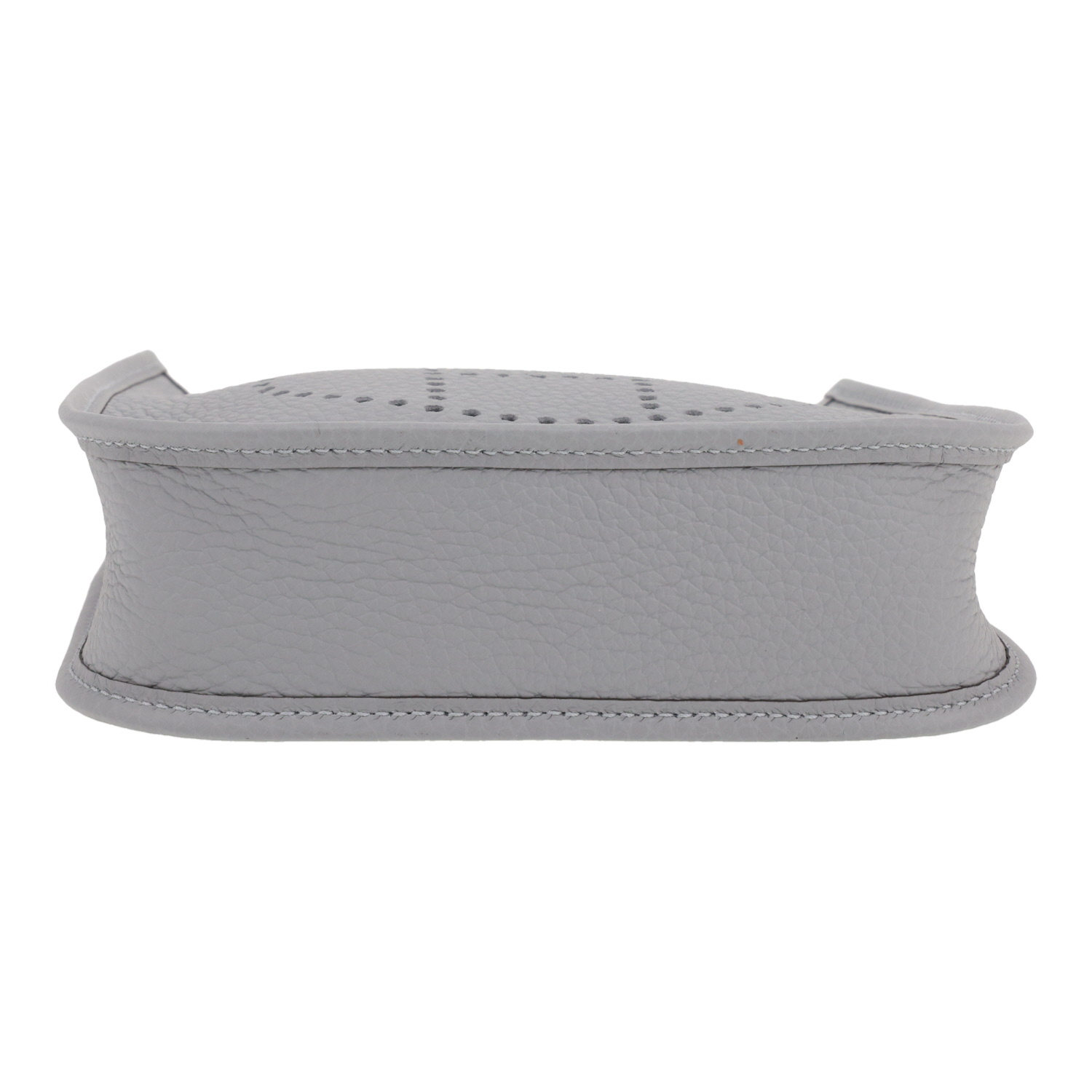 Bolso bandolera Hermès  Mini Evelyne en cuero taurillon clémence Gris Pantin - Detail D1