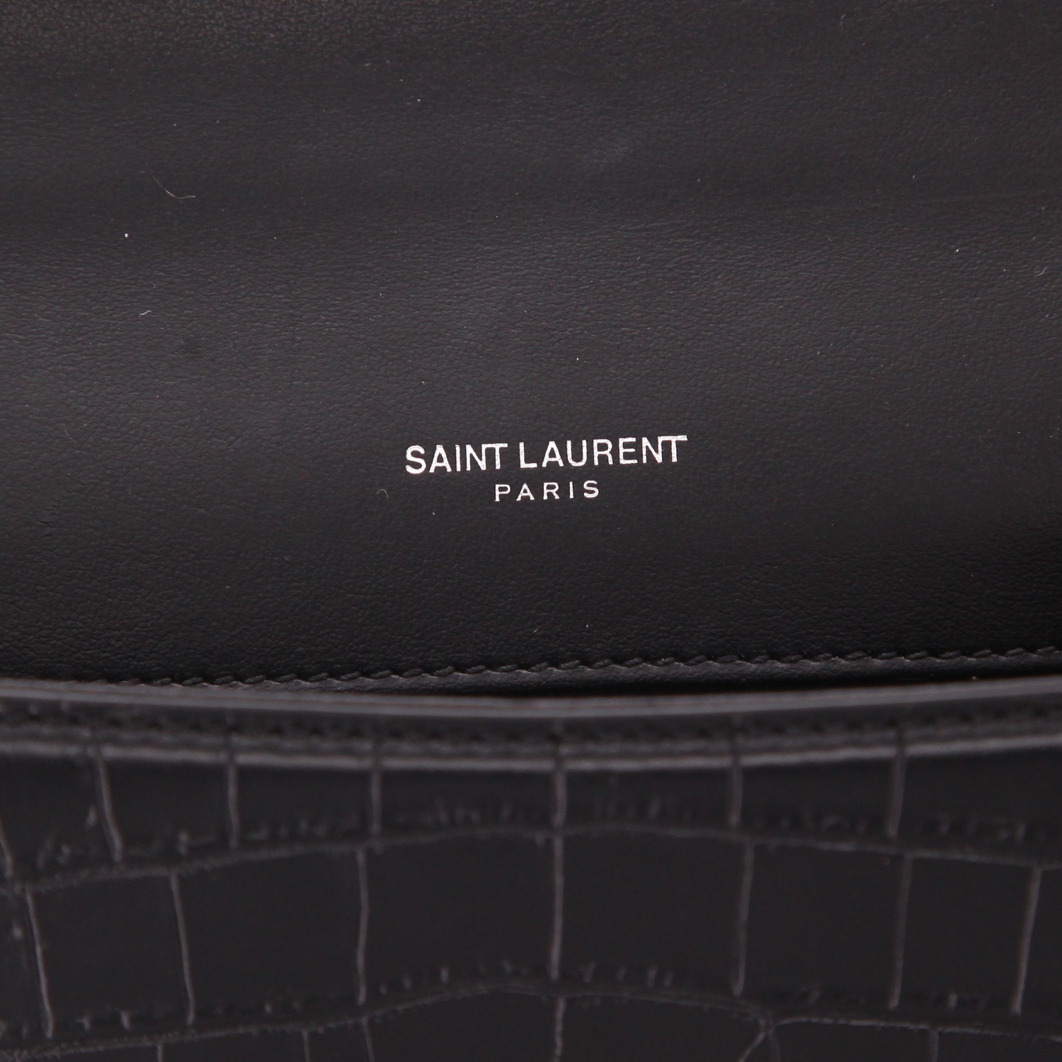 Saint Laurent  Babylone handbag  in black leather - Detail D2