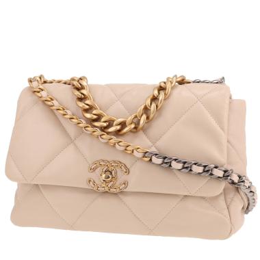 Chanel  19 shoulder bag  in beige quilted leather