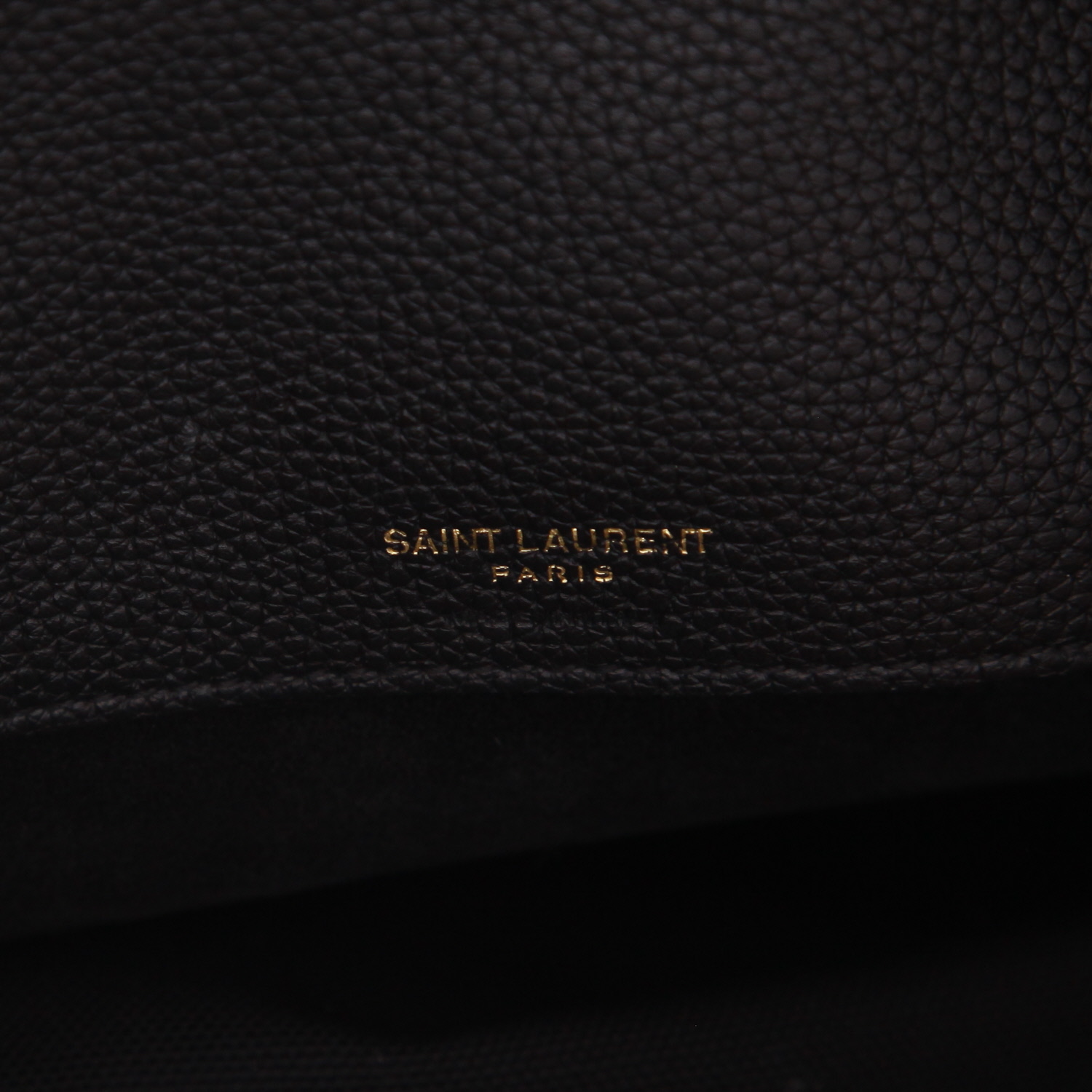 Bolso de mano Saint Laurent  Sac de jour modelo grande  en cuero granulado negro - Detail D2