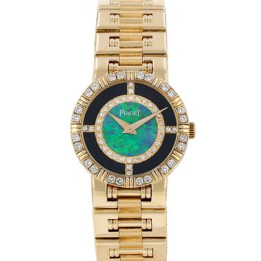 Piaget Dancer  in yellow gold Ref: Piaget - 80564K81  Circa 1970