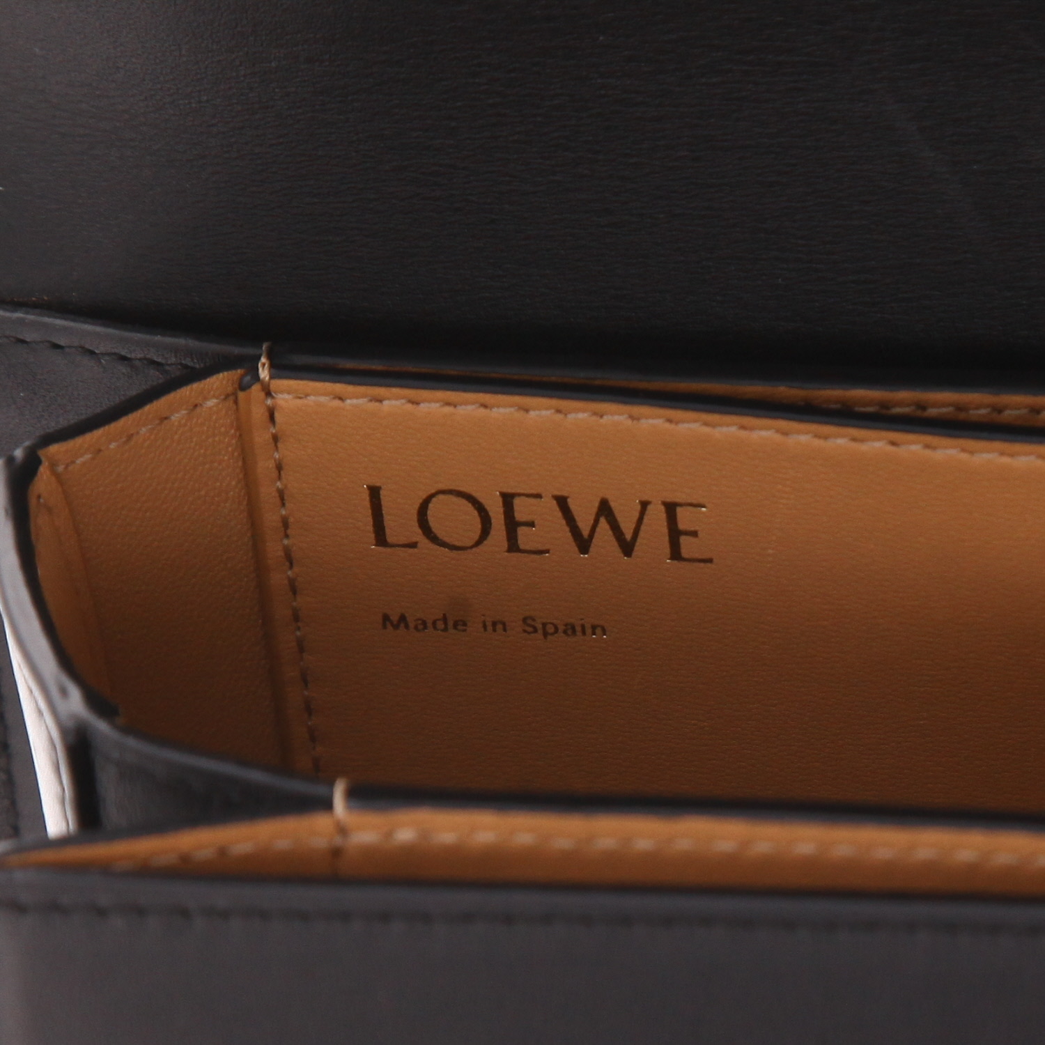 Loewe Goya small black leather shoulder bag - Detail D2