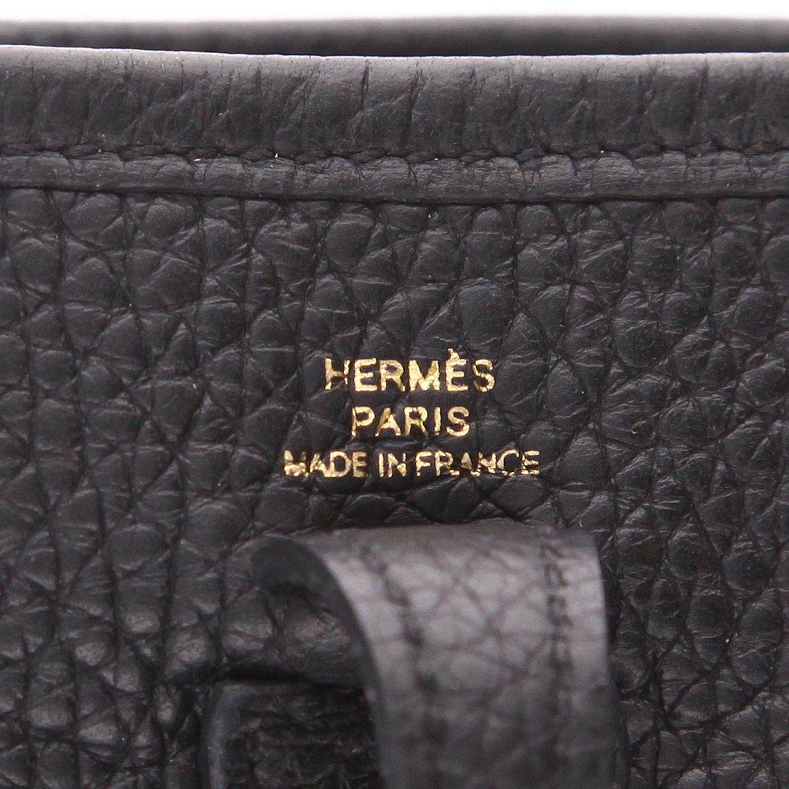 Hermès Evelyne 16 cm shoulder bag in Noir Togo leather - Detail D2