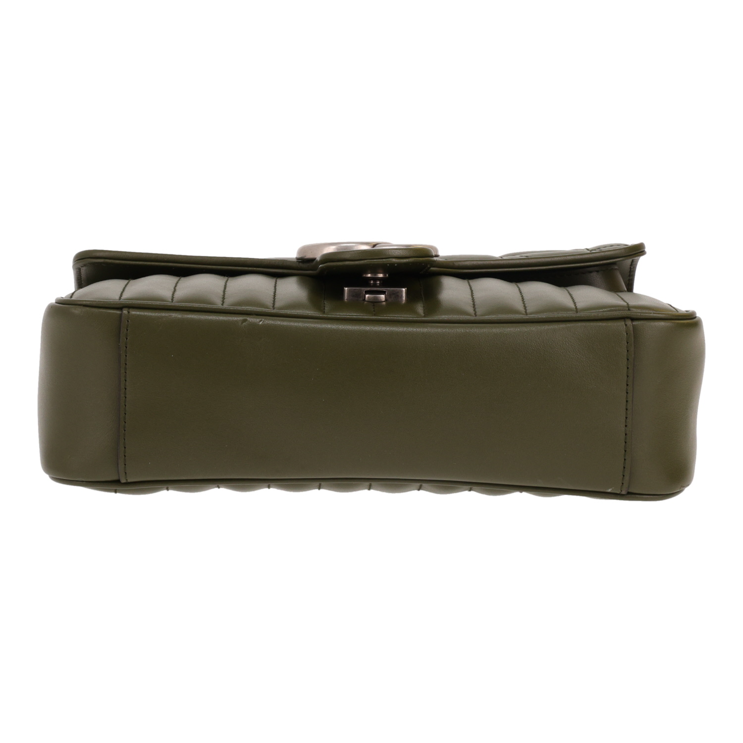 Sac bandoulière Gucci  GG Marmont moyen modèle  en cuir matelassé vert-kaki - Detail D1