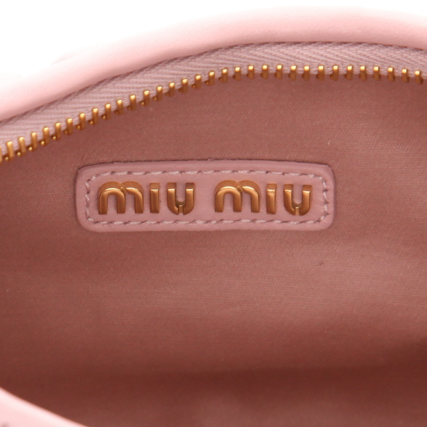 Bolso bandolera Miu Miu  Miu Wander en cuero acolchado rosa - Detail D2